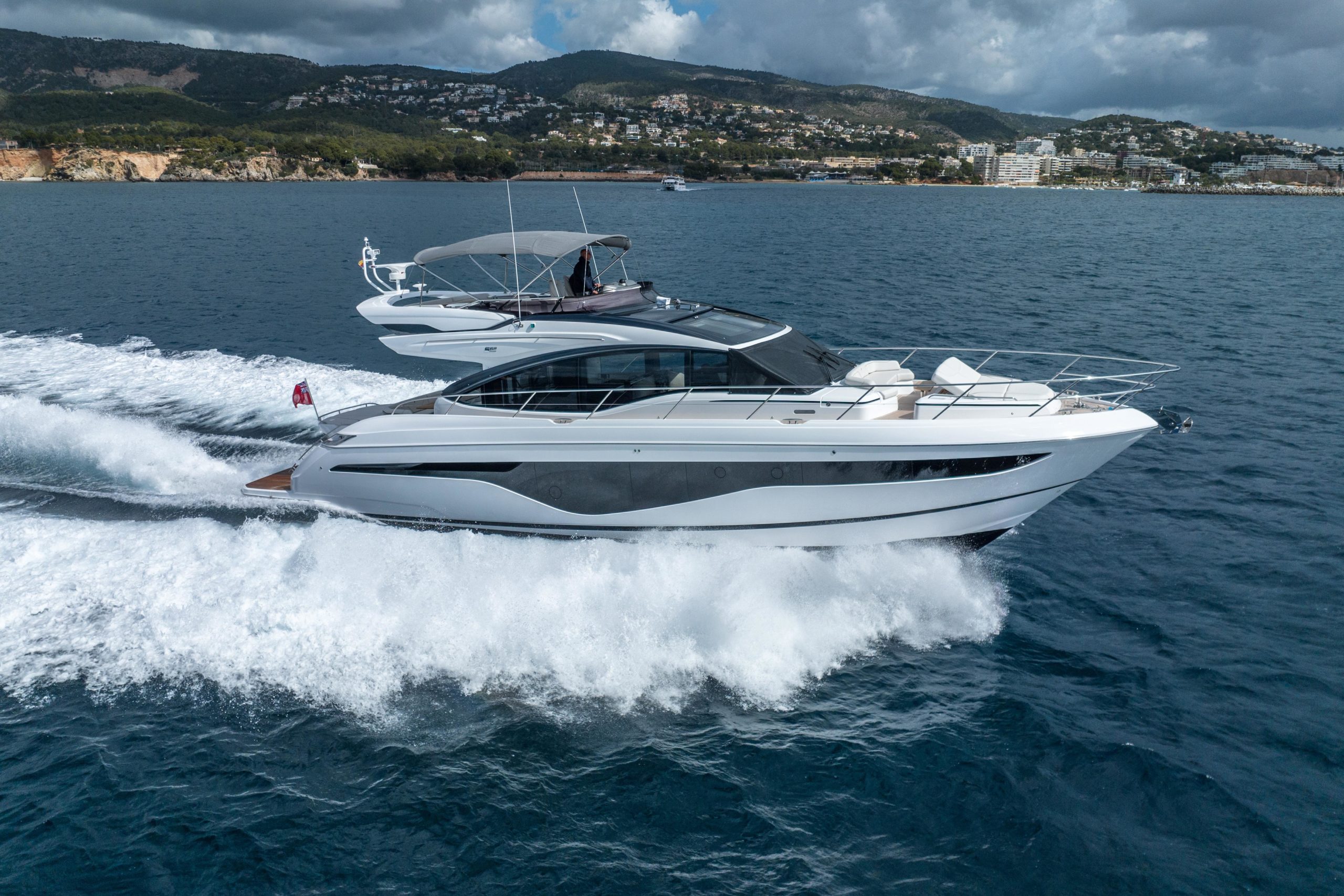 2023 Princess Yachts S62 for sale (photo 6)