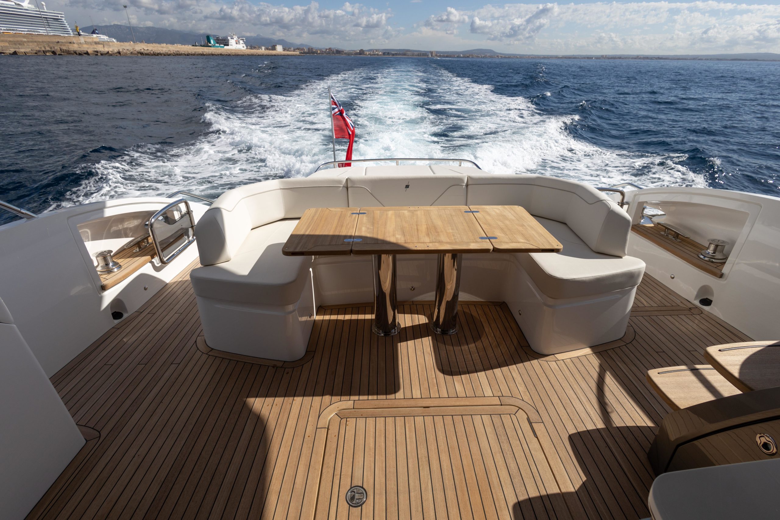 2023 Princess Yachts S62 for sale (photo 11)