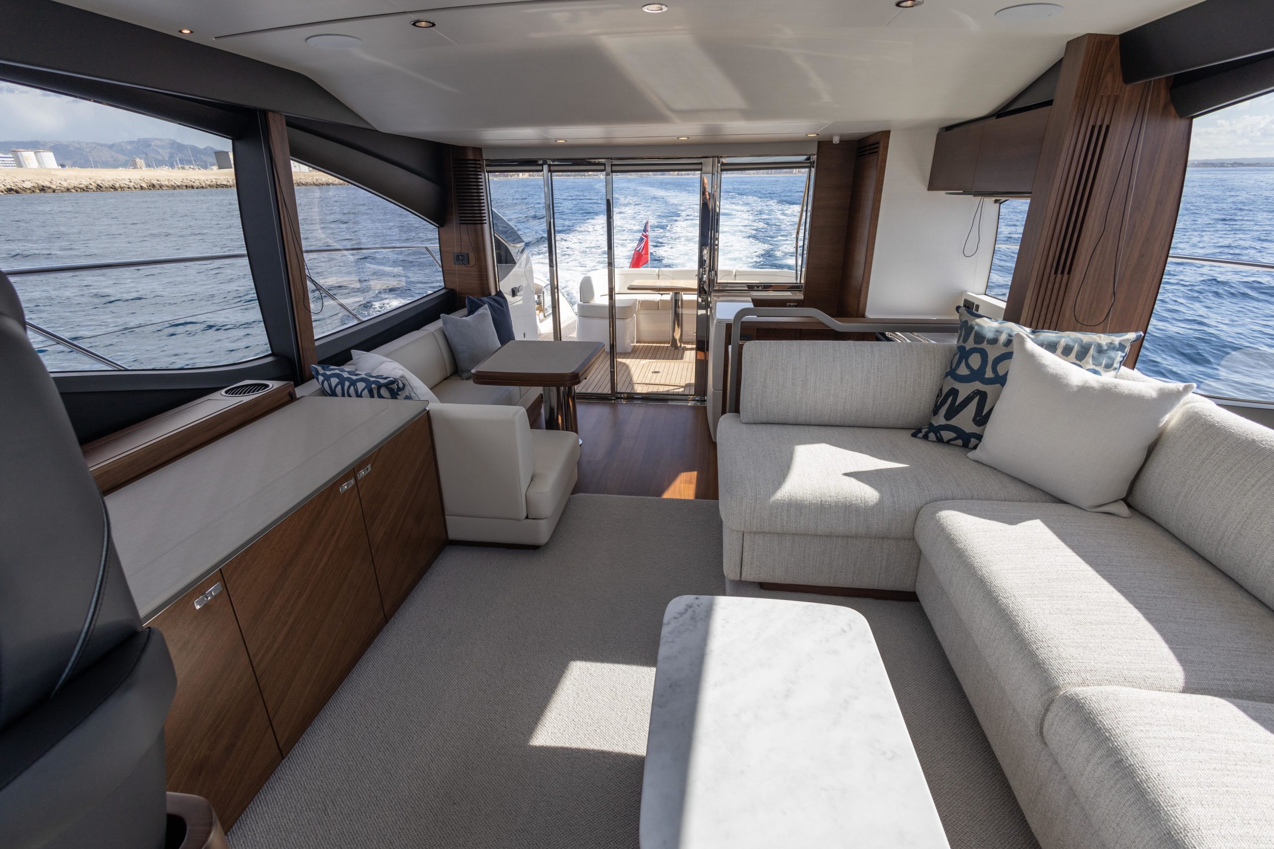 2023 Princess Yachts S62 for sale (photo 12)