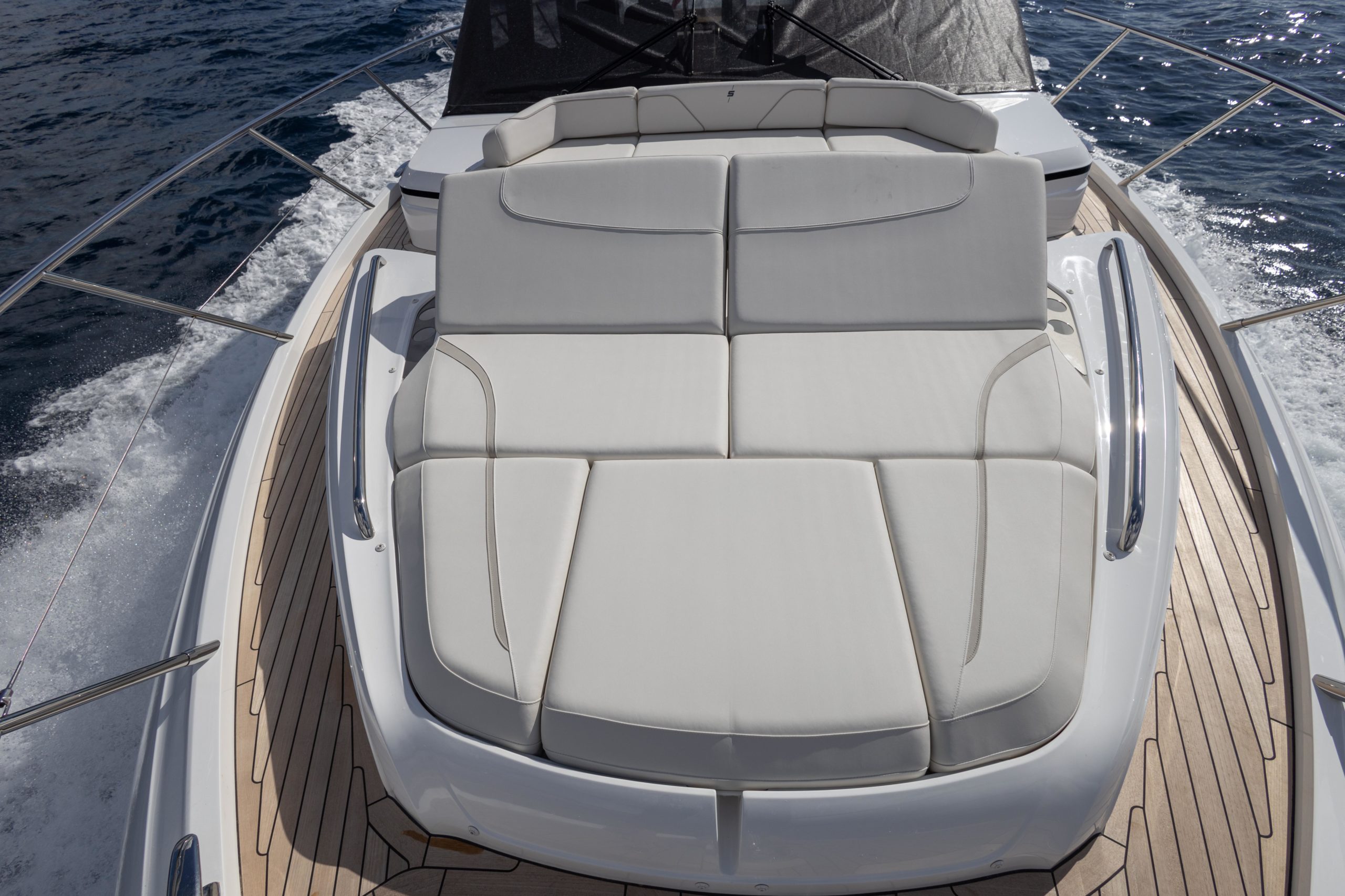 2023 Princess Yachts S62 for sale (photo 13)