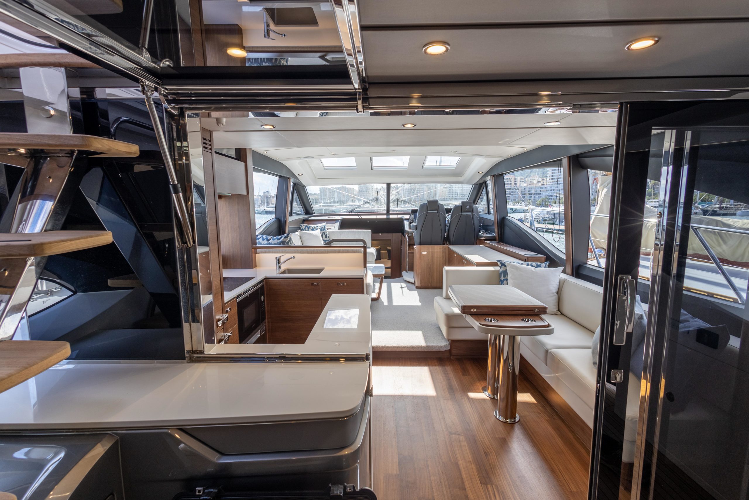 2023 Princess Yachts S62 for sale (photo 16)
