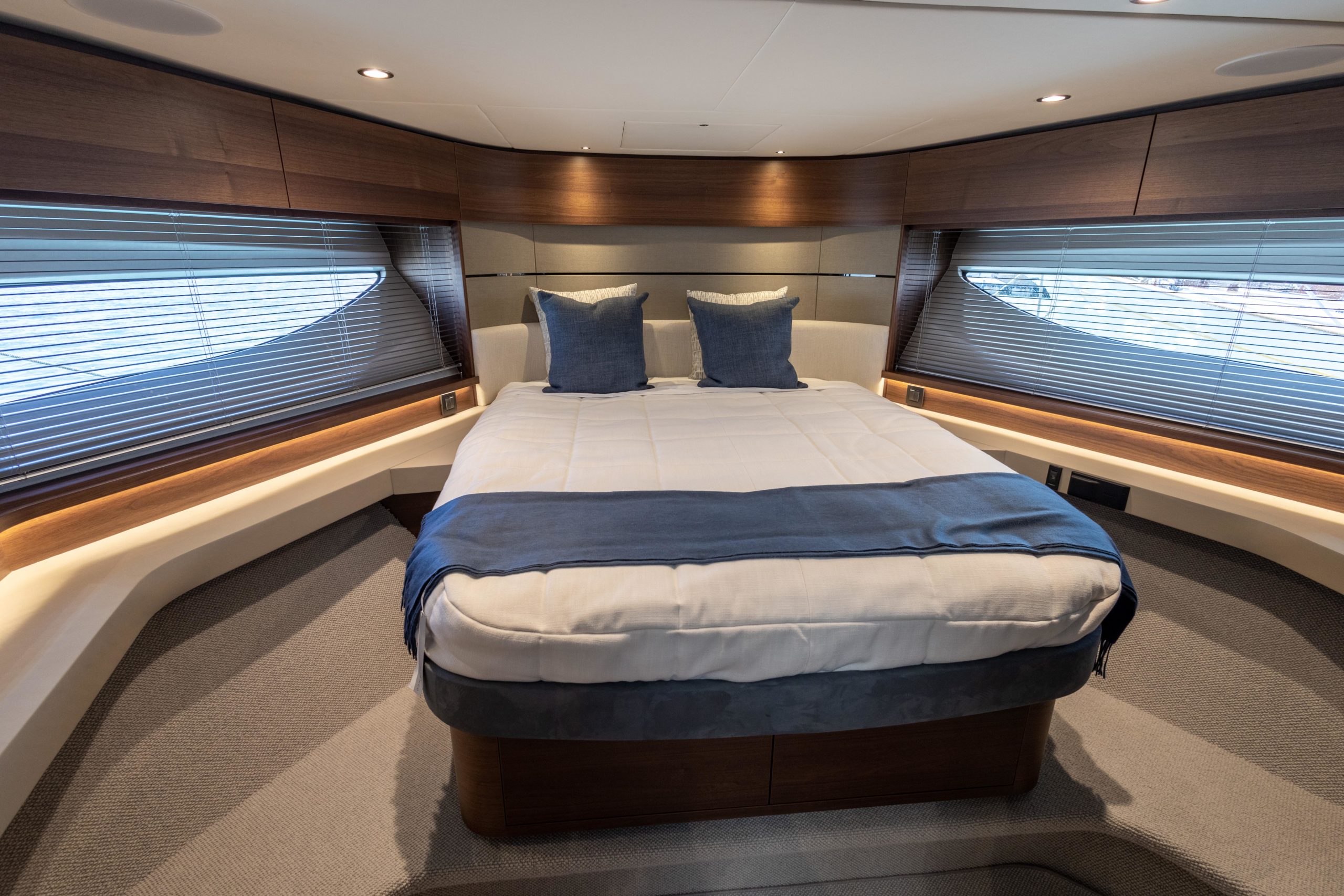 2023 Princess Yachts S62 for sale (photo 32)
