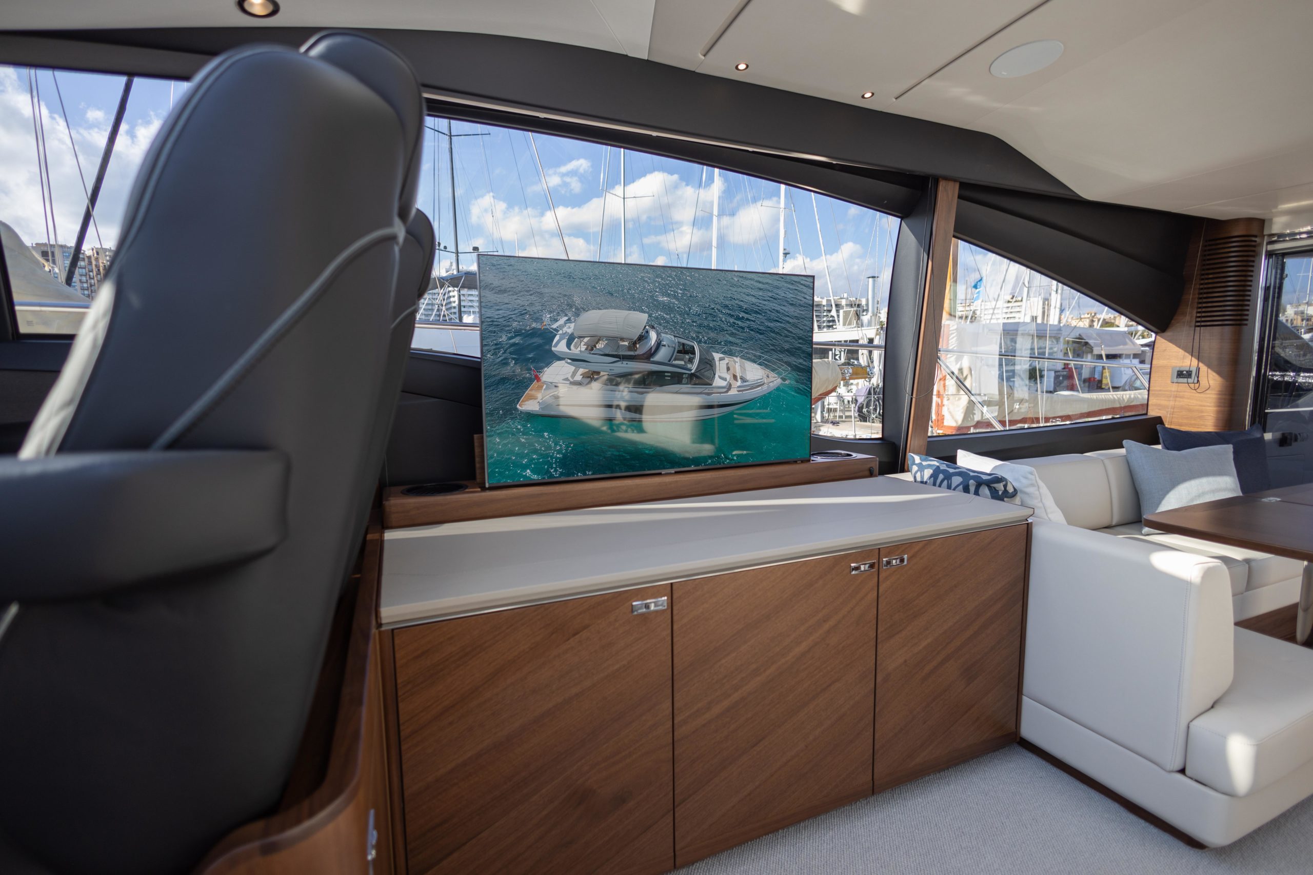 2023 Princess Yachts S62 for sale (photo 36)