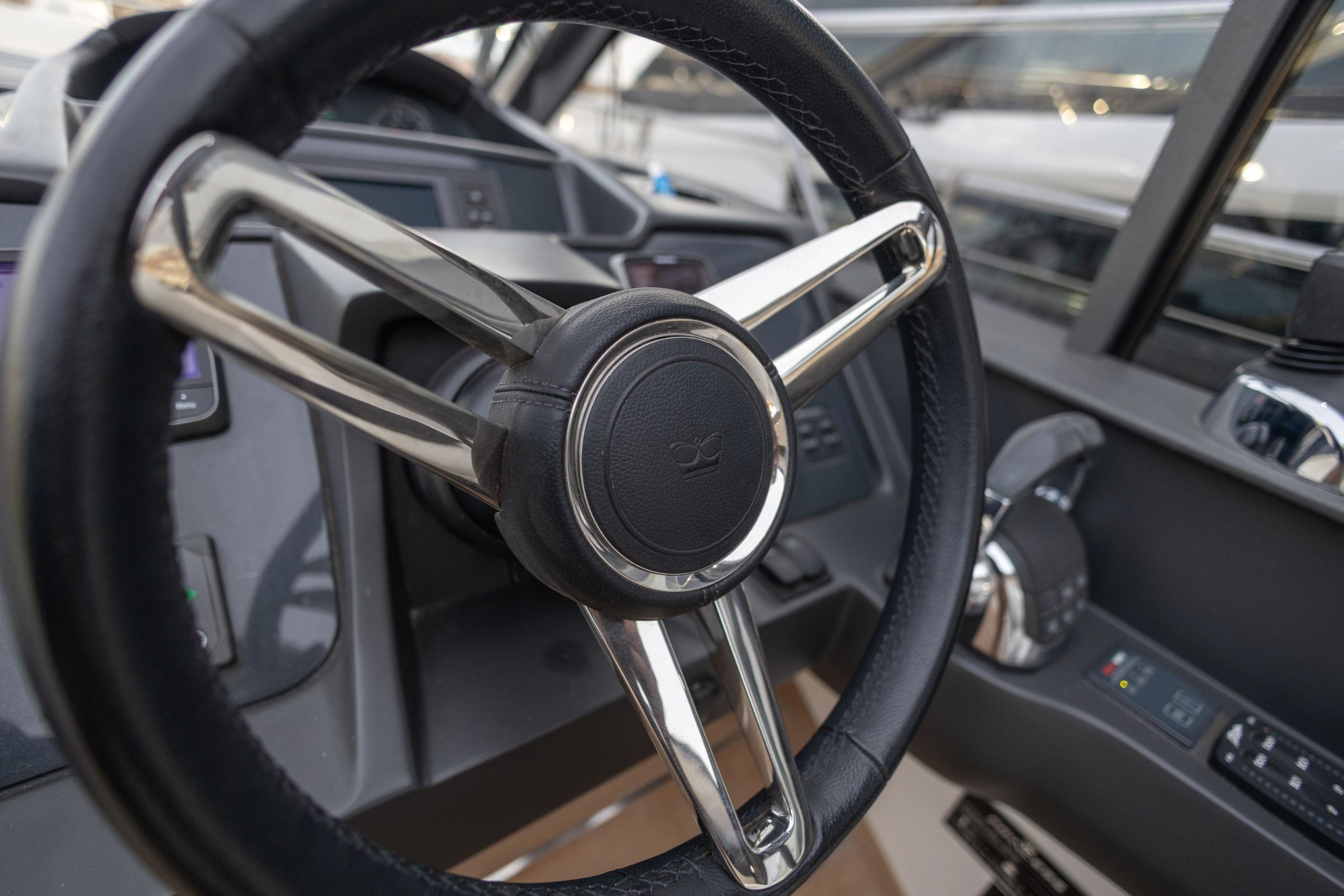 2016 Princess Yachts V48 Open te koop (photo 11)