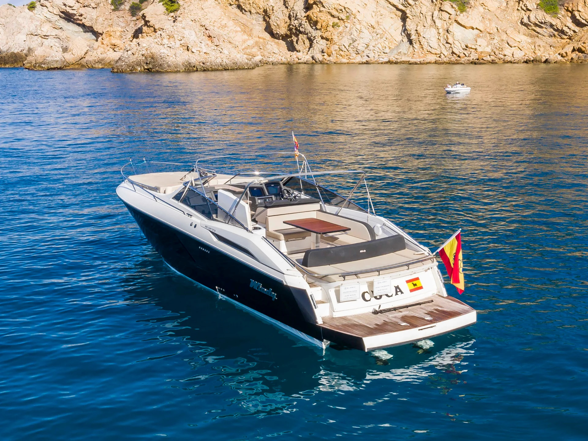 2018 Windy 39 Camira for charter (photo 1)