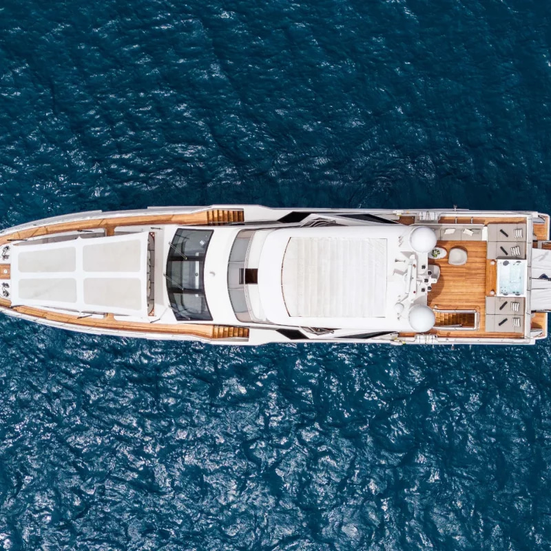 2021 Azimut 32 Metri for charter (photo 2)