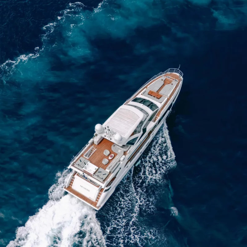 2021 Azimut 32 Metri for charter (photo 14)