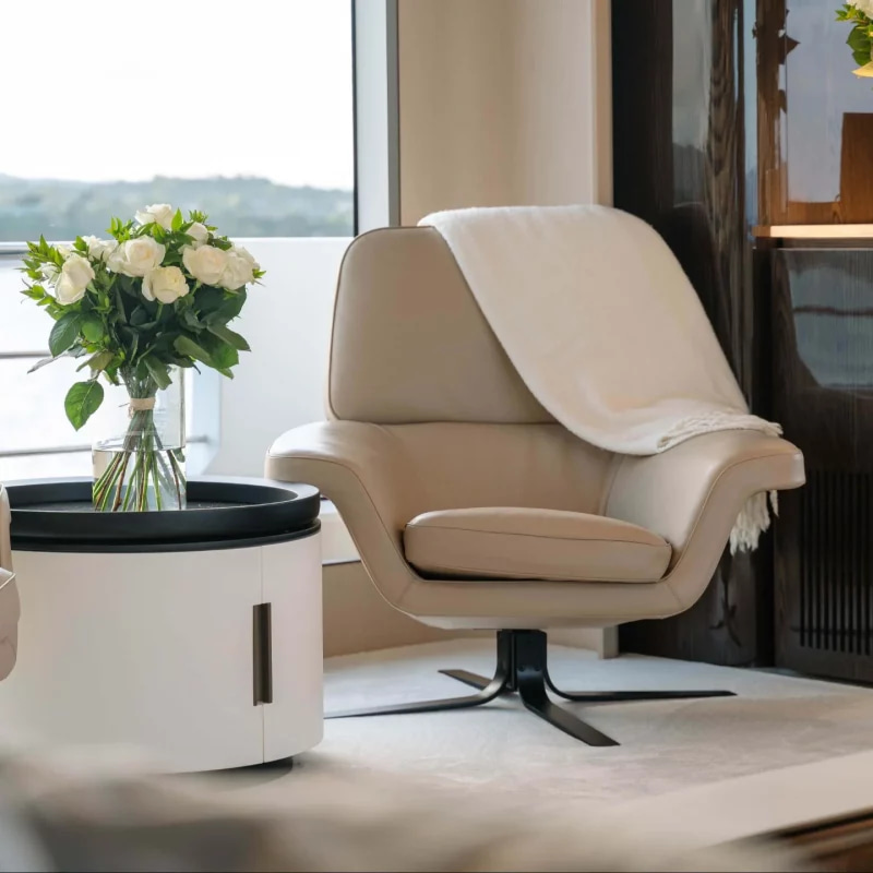 2021 Azimut 32 Metri for charter (photo 15)