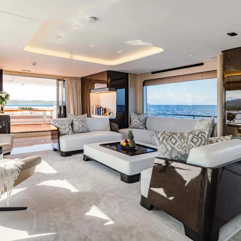 2021 Azimut 32 Metri for charter (photo 17)