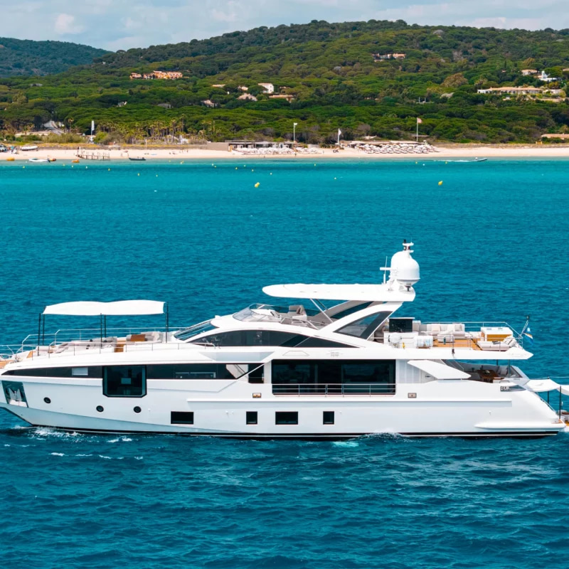 2021 Azimut 32 Metri for charter (photo 18)
