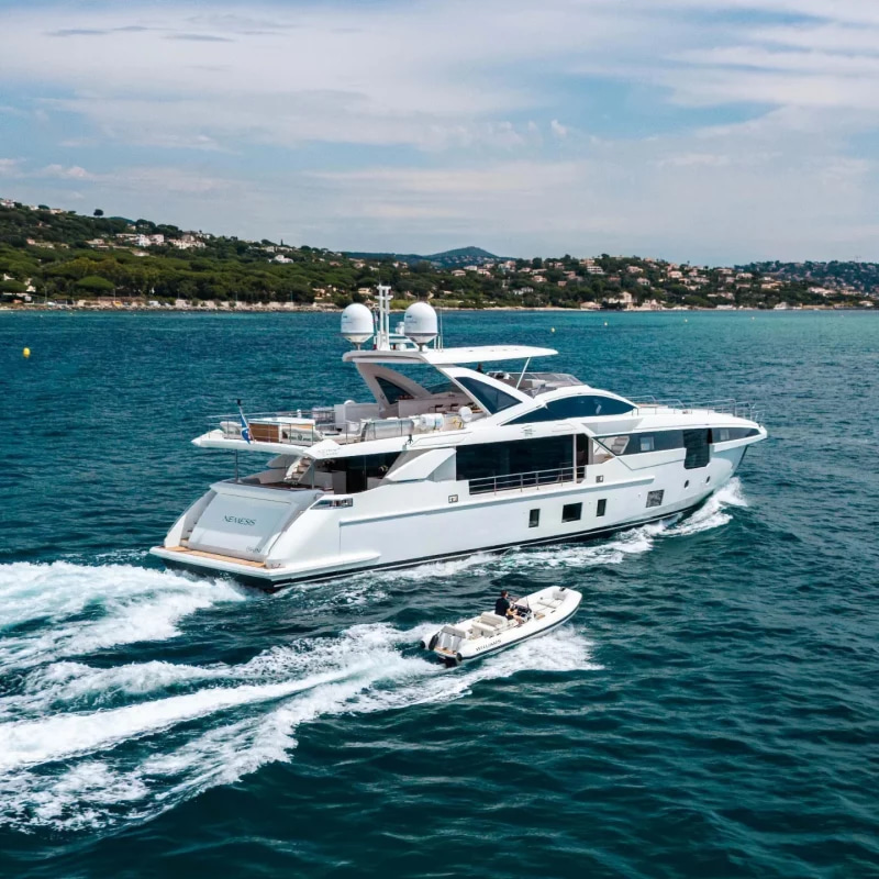 2021 Azimut 32 Metri for charter (photo 21)