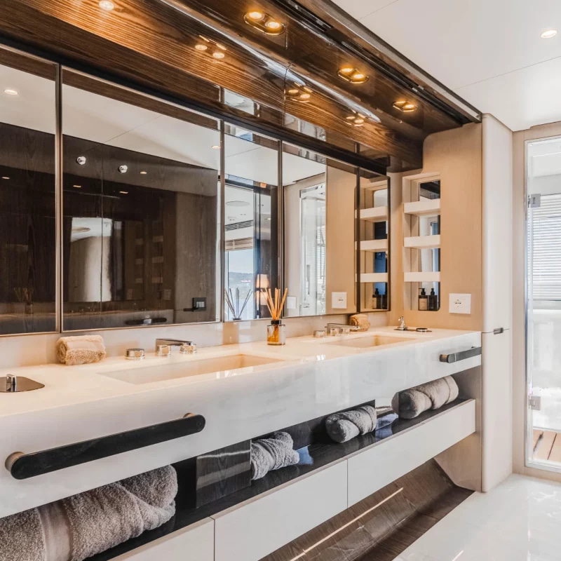 2021 Azimut 32 Metri for charter (photo 25)