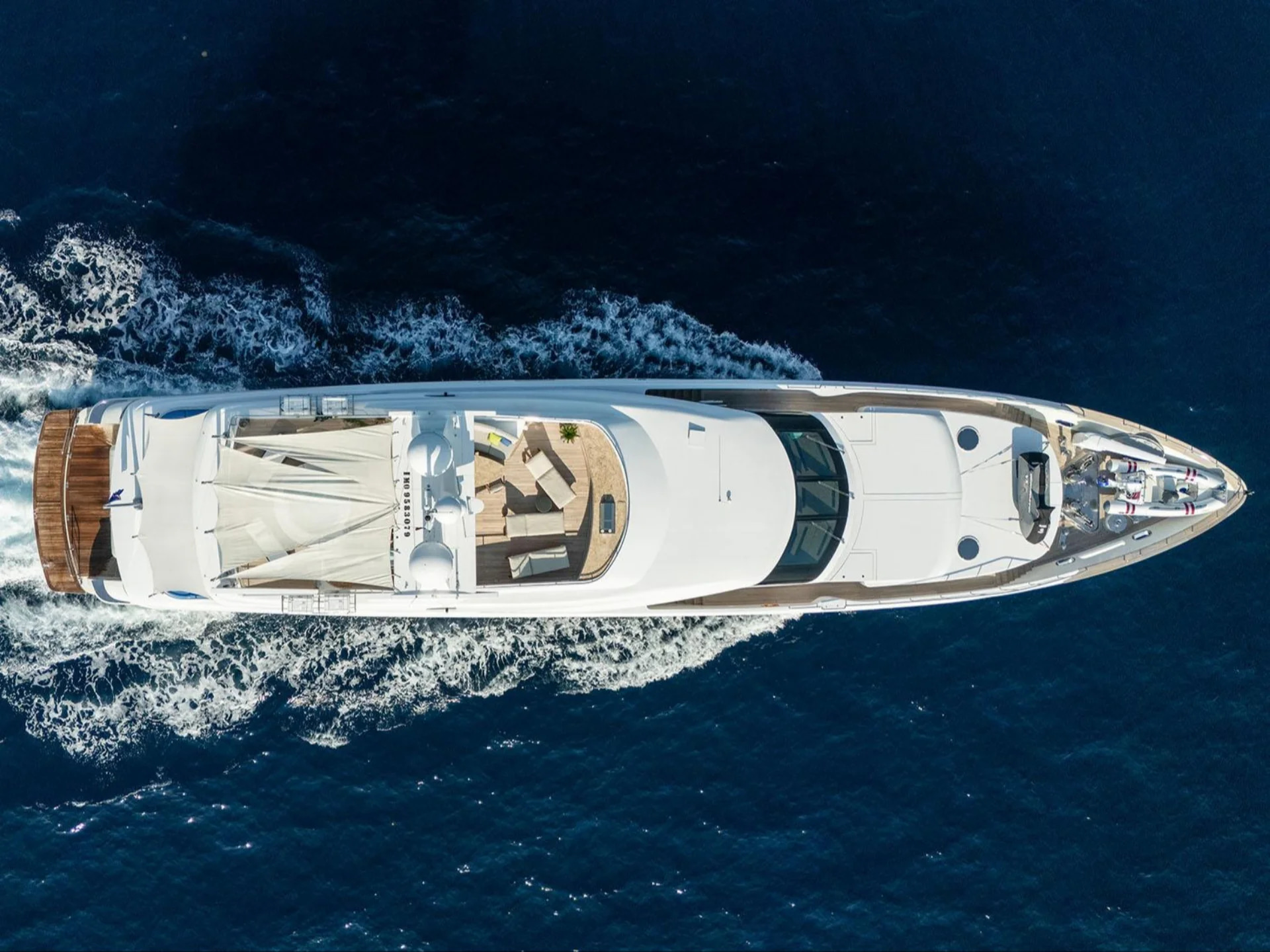 2009 Baglietto T Line 43 for charter (photo 5)