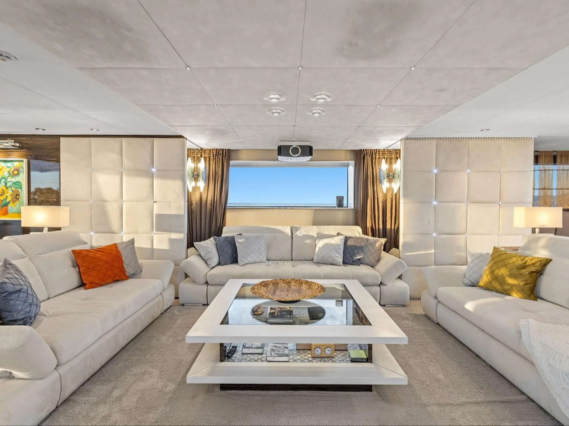 2009 Baglietto T Line 43 for charter (photo 31)