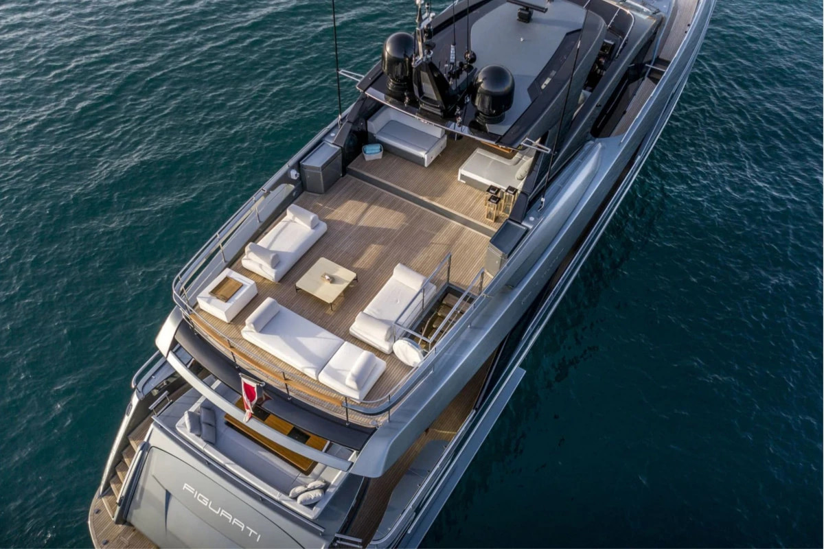 2021 Riva 110 Dolcevita a noleggio (photo 4)
