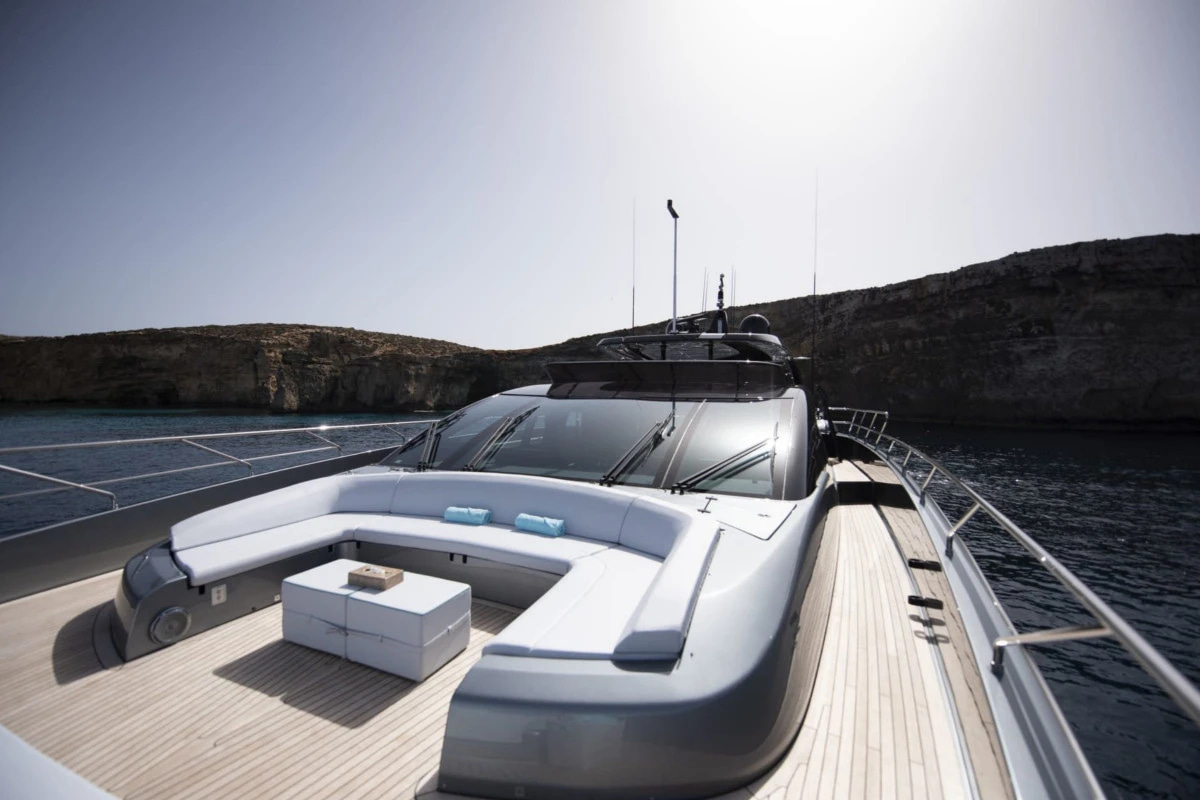 2021 Riva 110 Dolcevita a noleggio (photo 6)