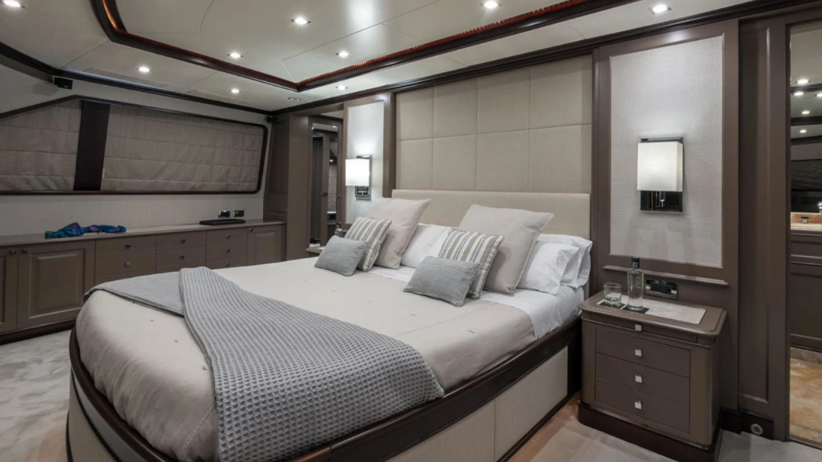 2007 Benetti Benetti 37 a noleggio (photo 15)