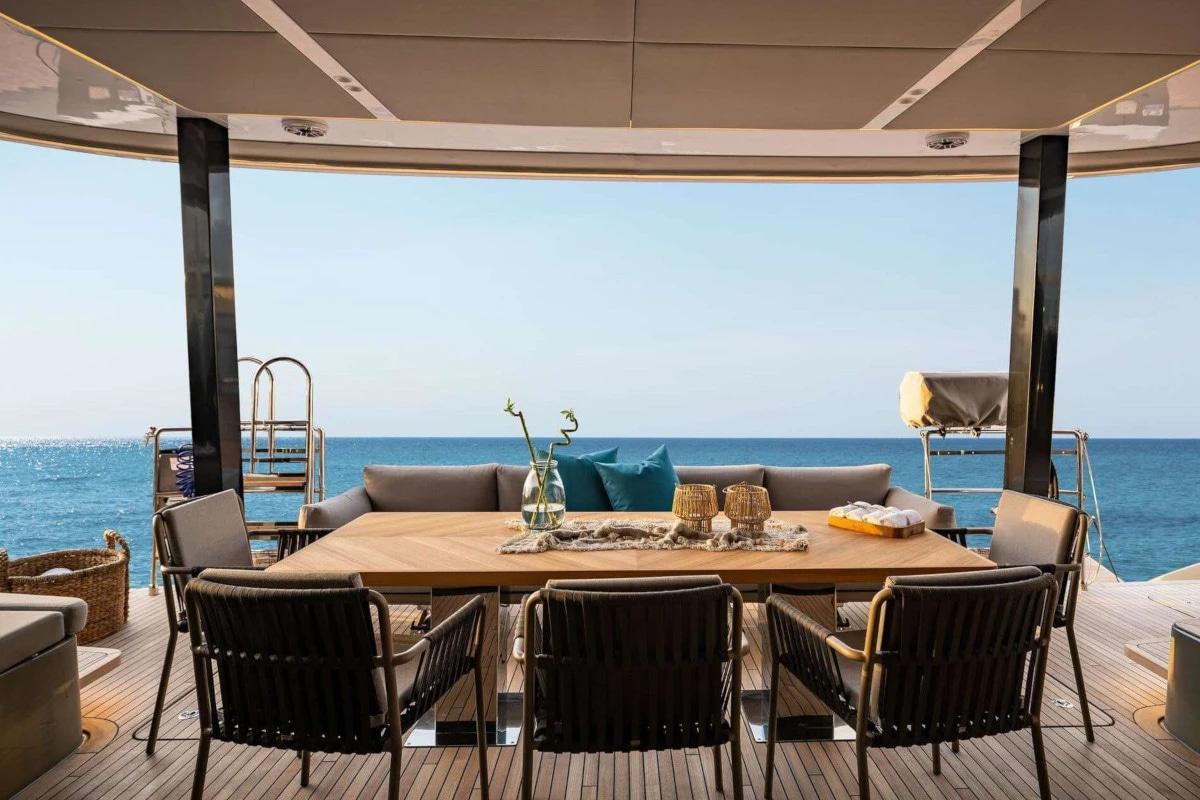 2022 Sunreef Yachts Sunreef 80 for charter (photo 4)