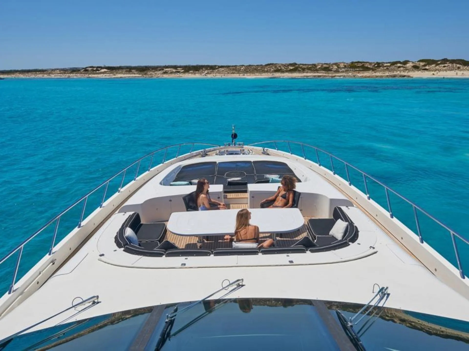 2005 Mangusta 130 para fretamento (photo 4)