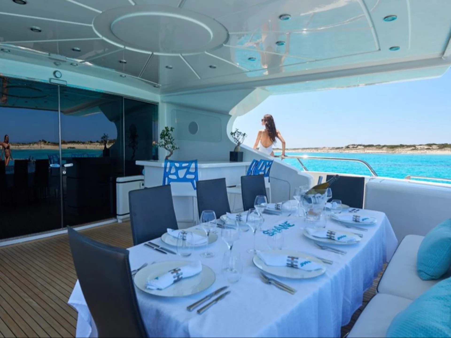 2005 Mangusta 130 para fretamento (photo 6)