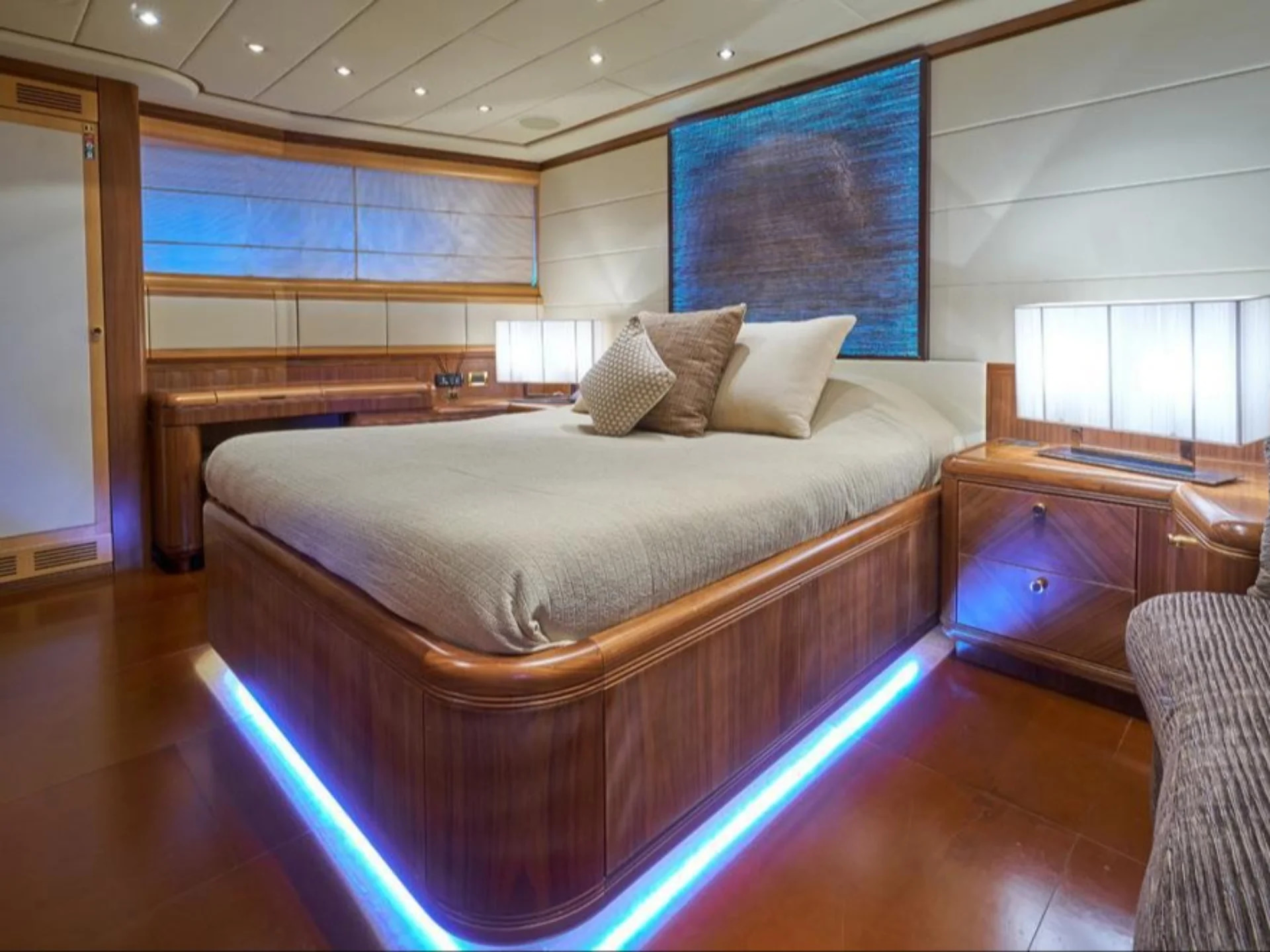 2005 Mangusta 130 para fretamento (photo 11)