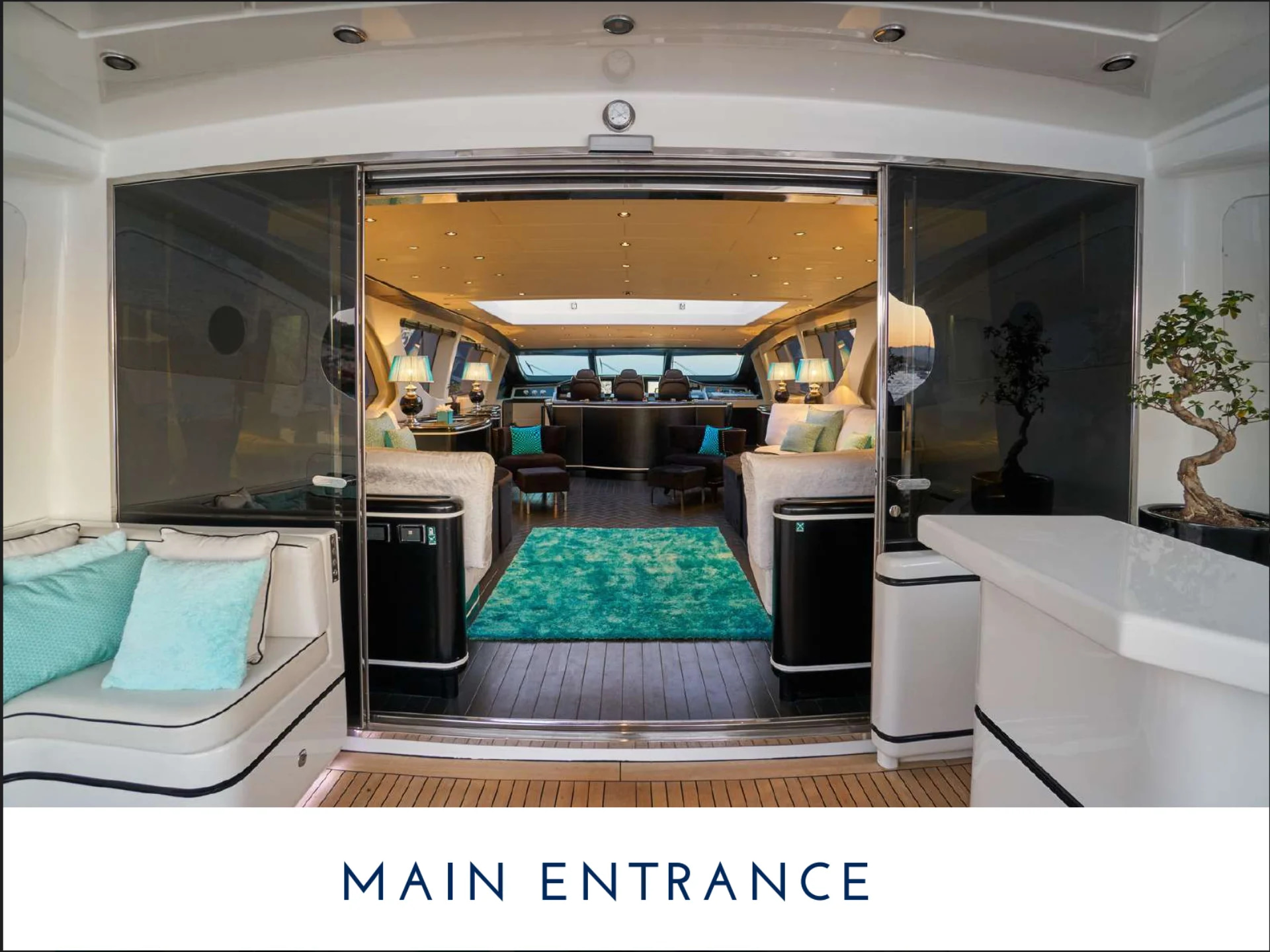2005 Mangusta 130 para fretamento (photo 28)