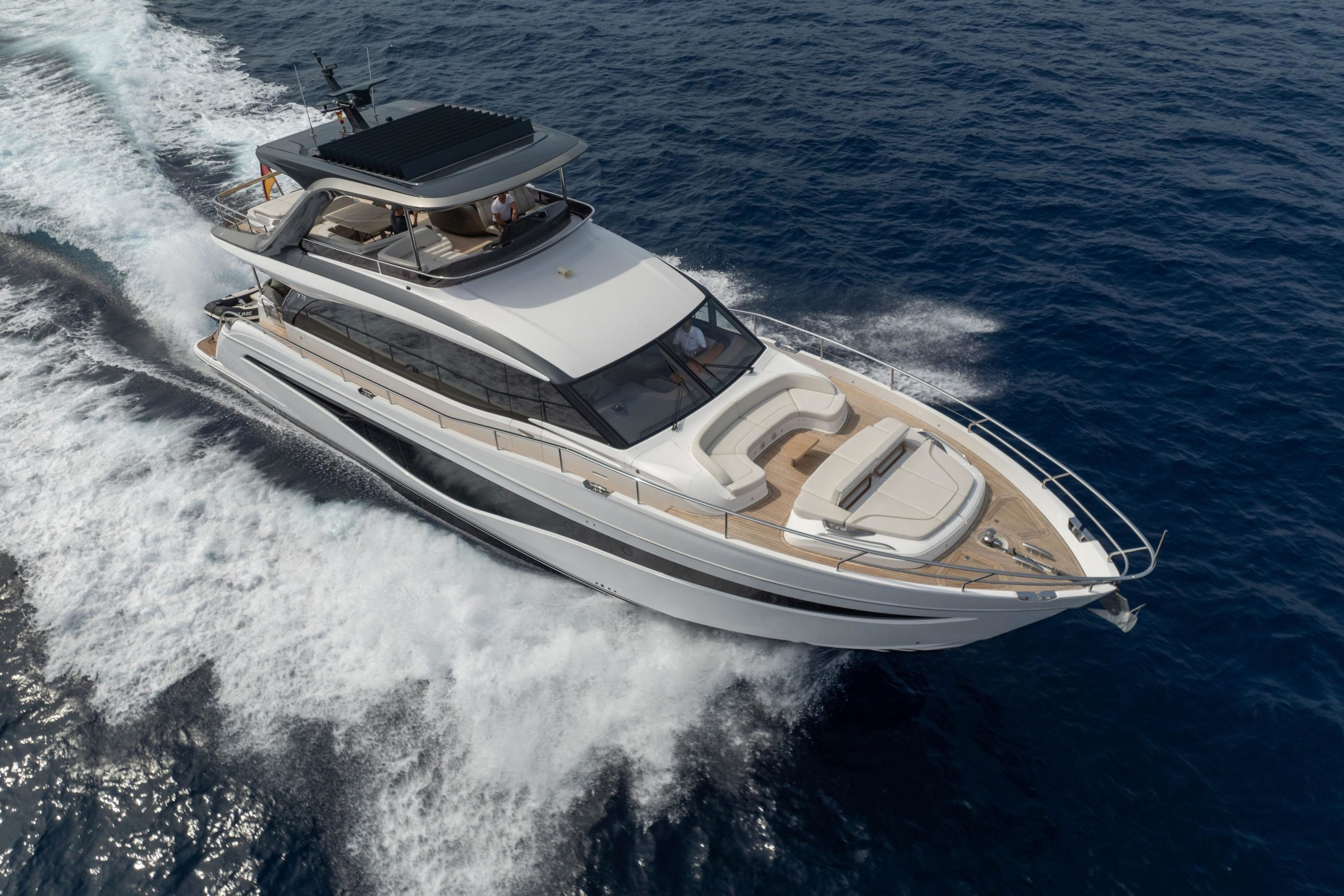 2022 Princess Y72 te koop (photo 2)