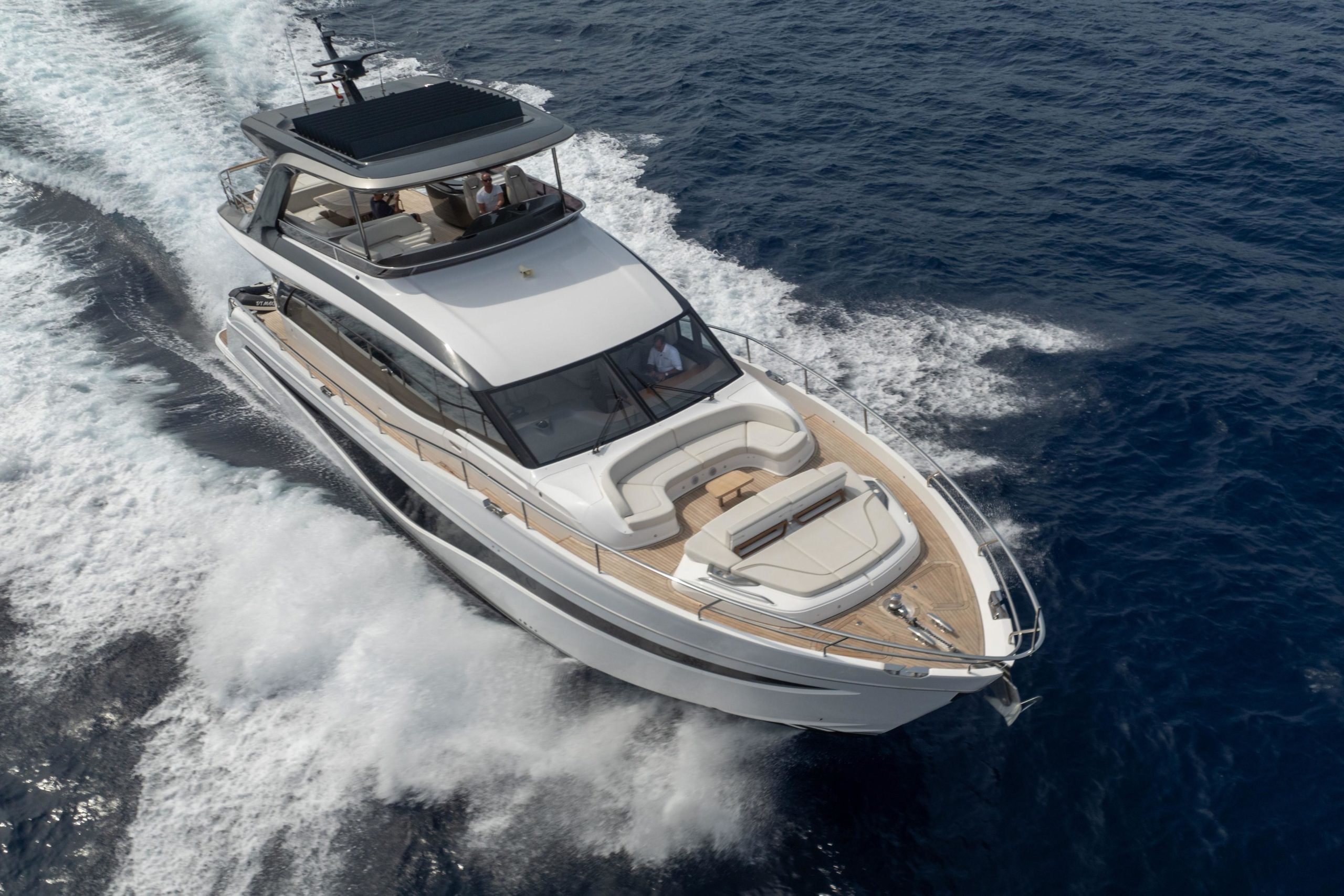 2022 Princess Y72 te koop (photo 3)