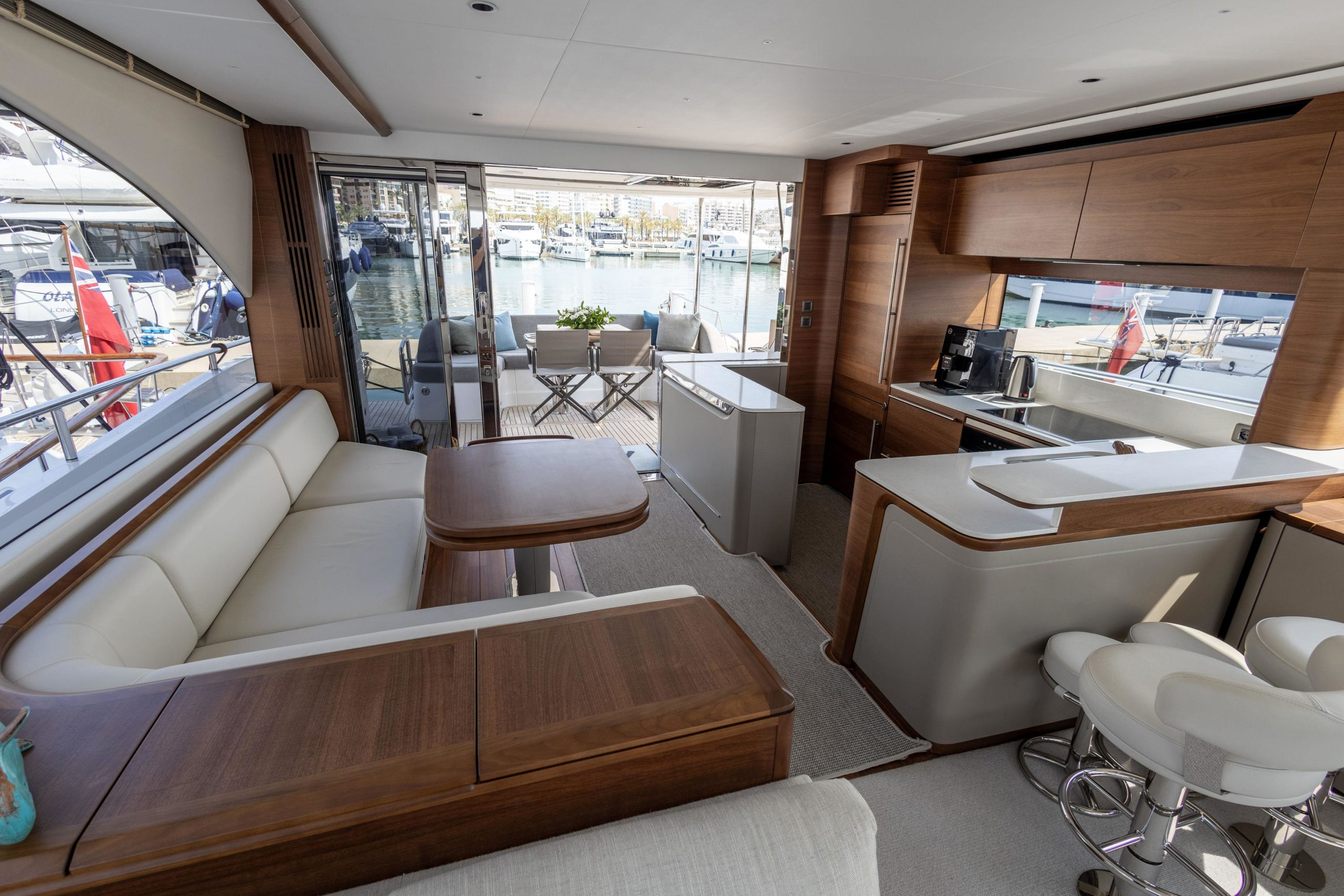 2022 Princess Y72 te koop (photo 19)