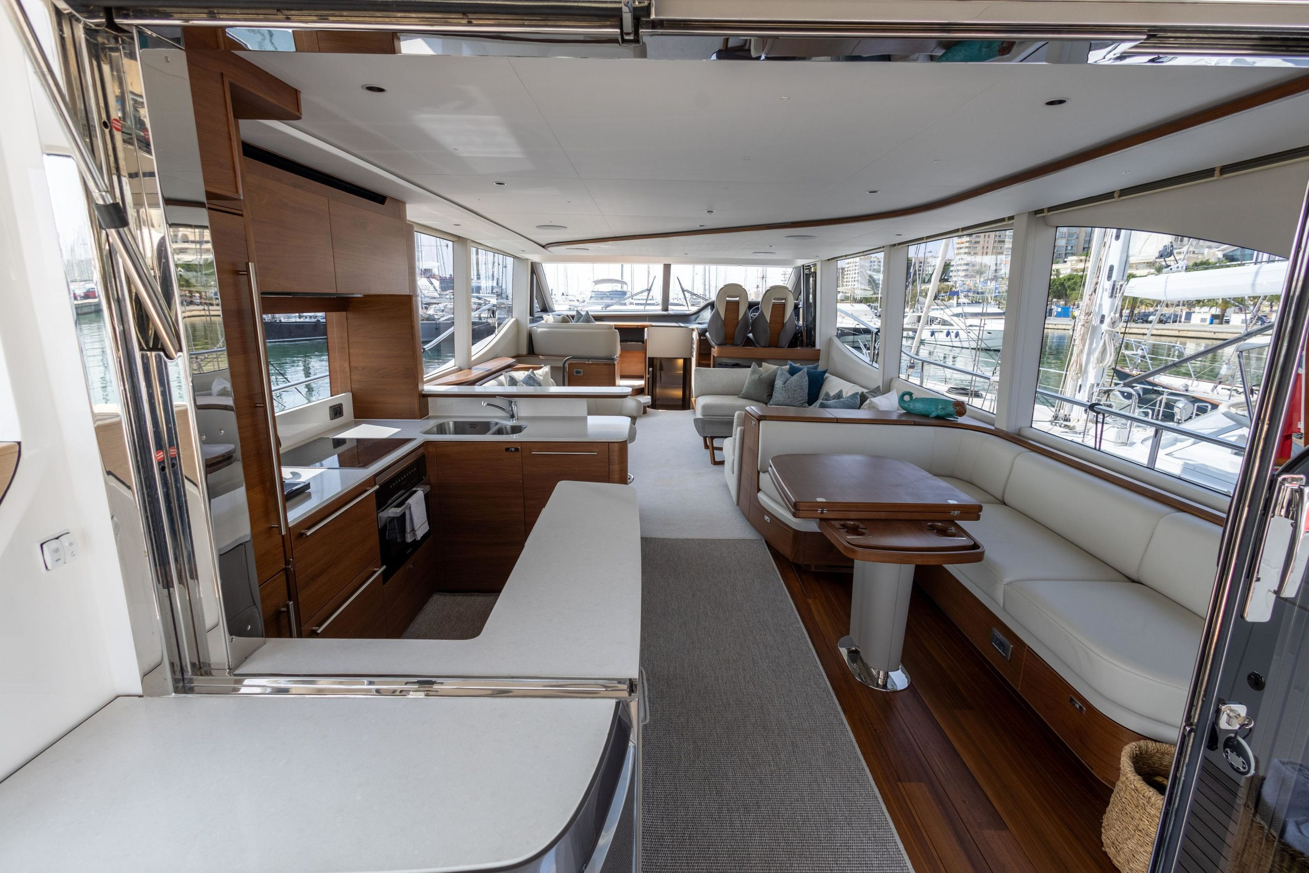 2022 Princess Y72 te koop (photo 22)