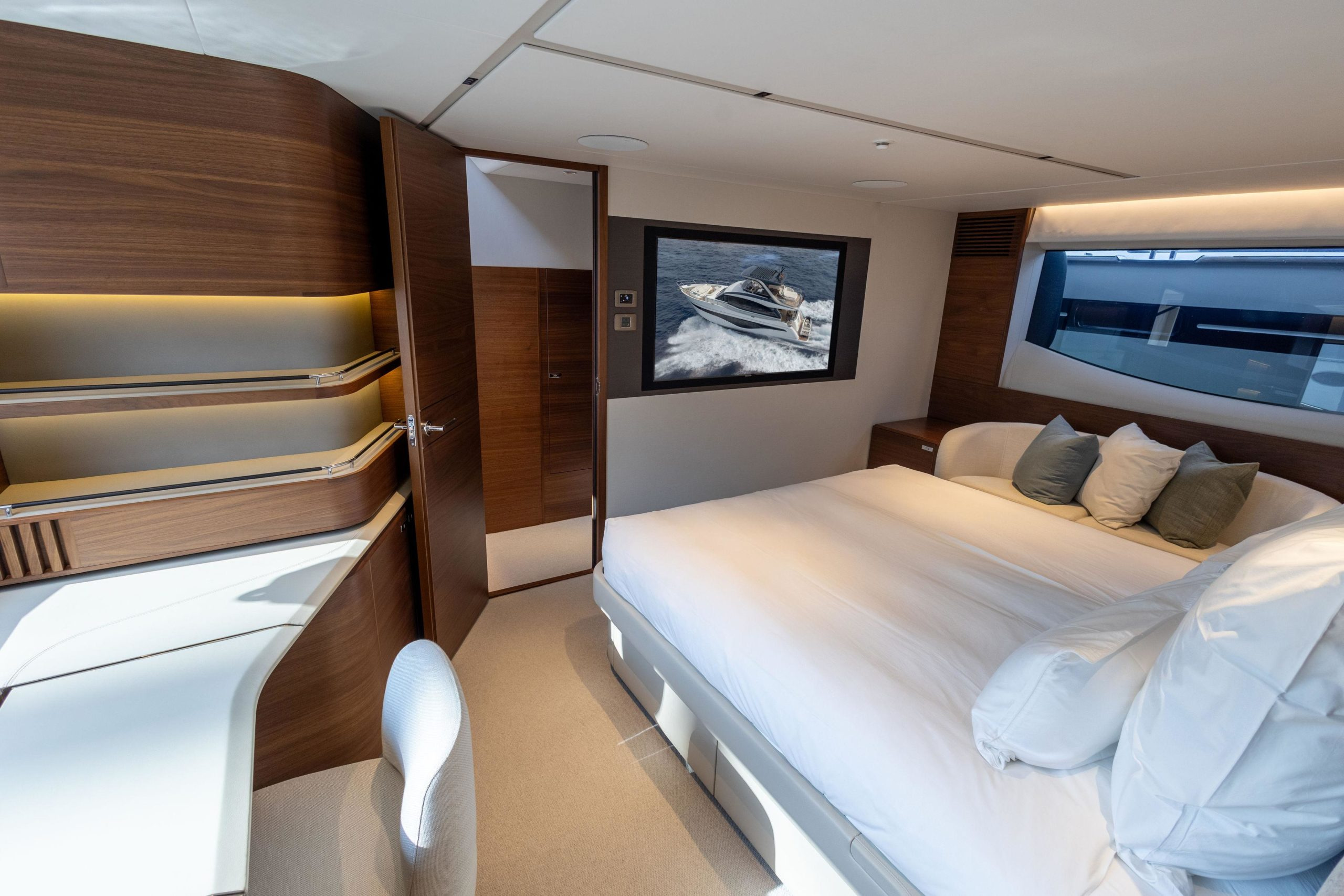 2022 Princess Y72 te koop (photo 30)