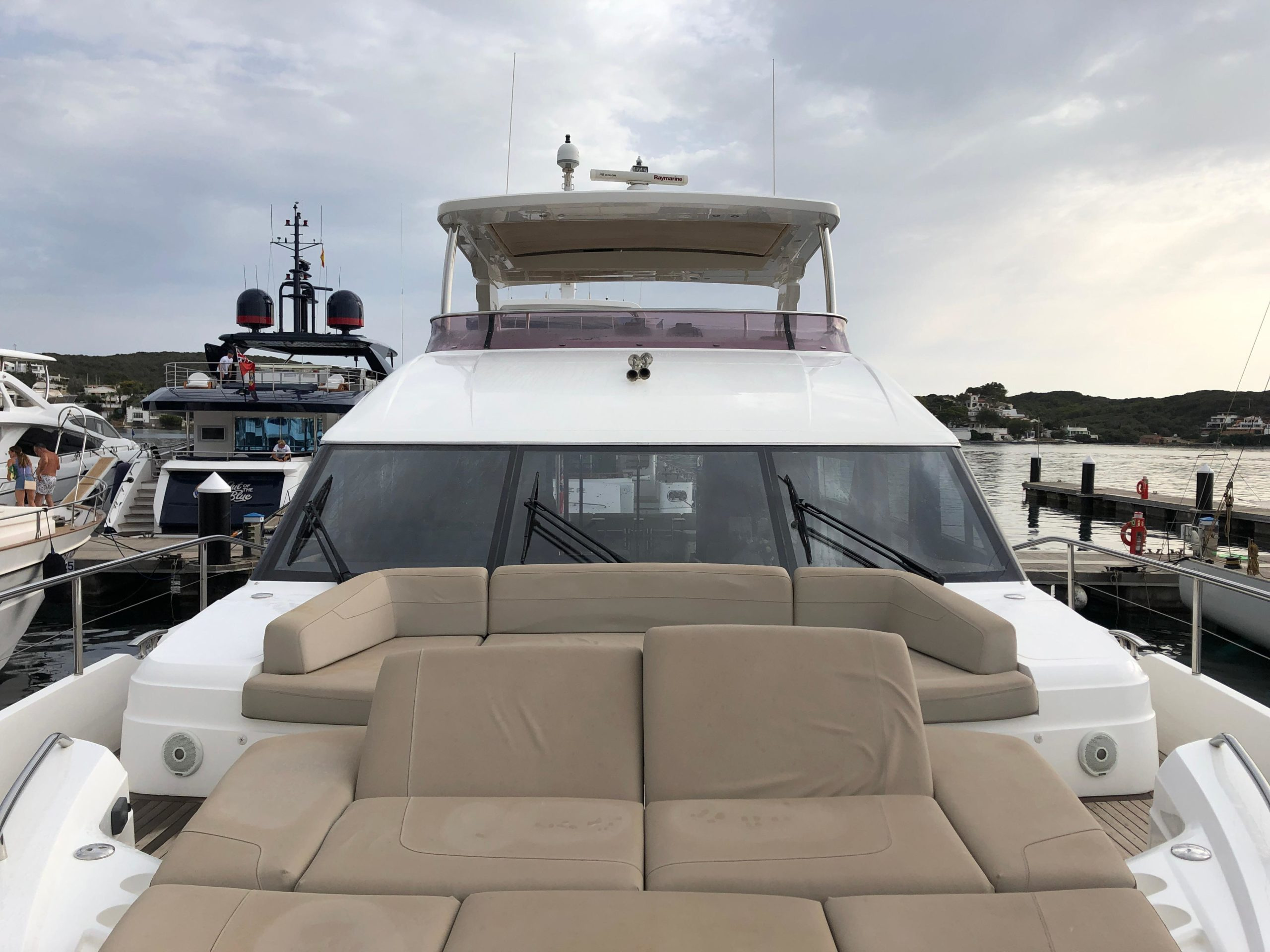 2017 Princess 75 for sale (photo 8)