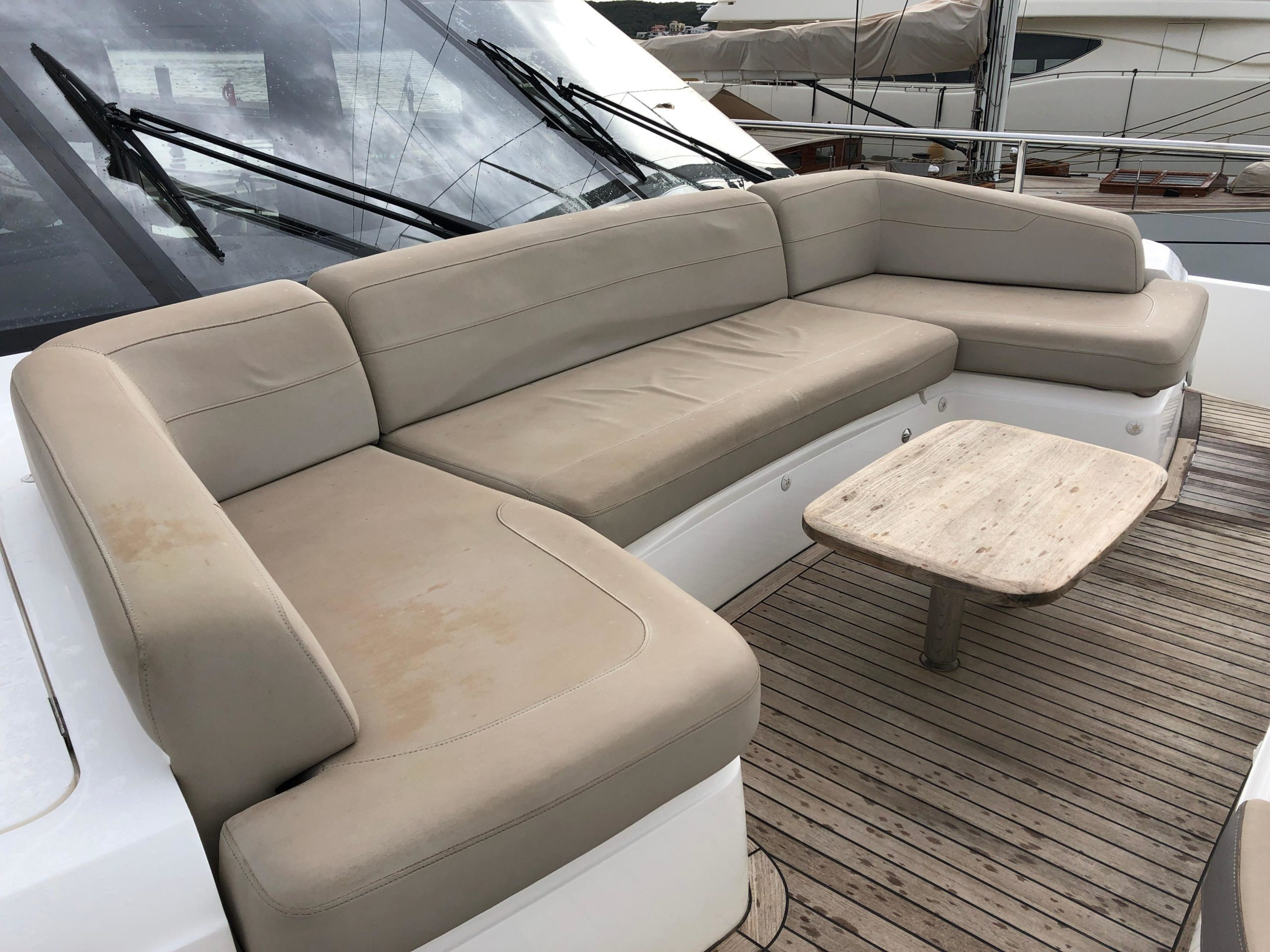 2017 Princess 75 for sale (photo 9)