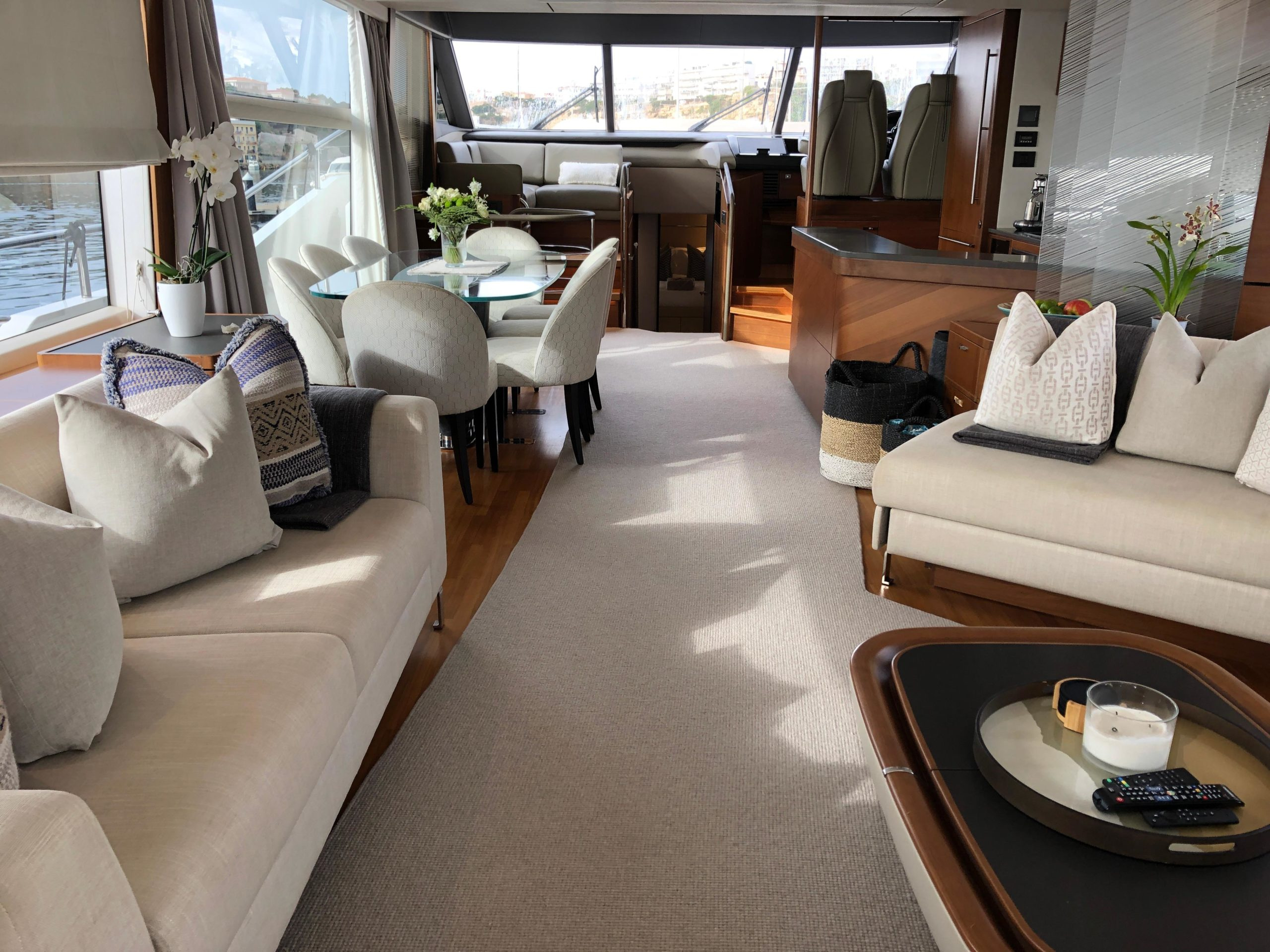 2017 Princess 75 for sale (photo 10)