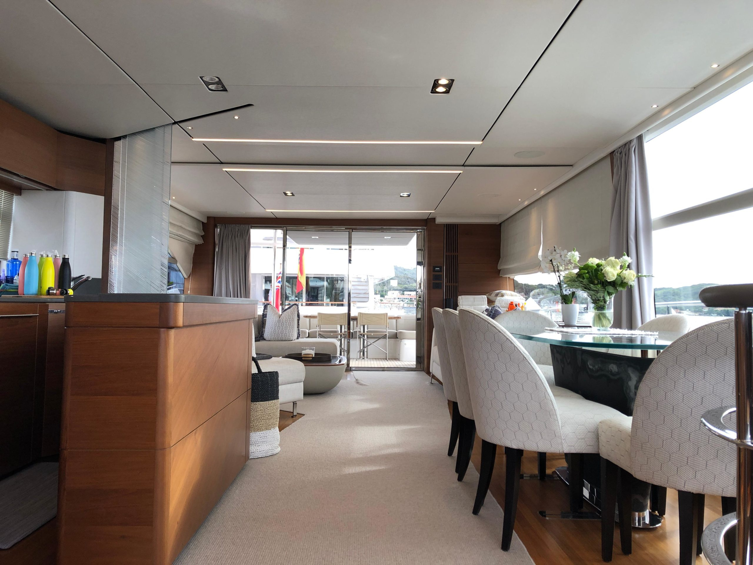 2017 Princess 75 for sale (photo 19)
