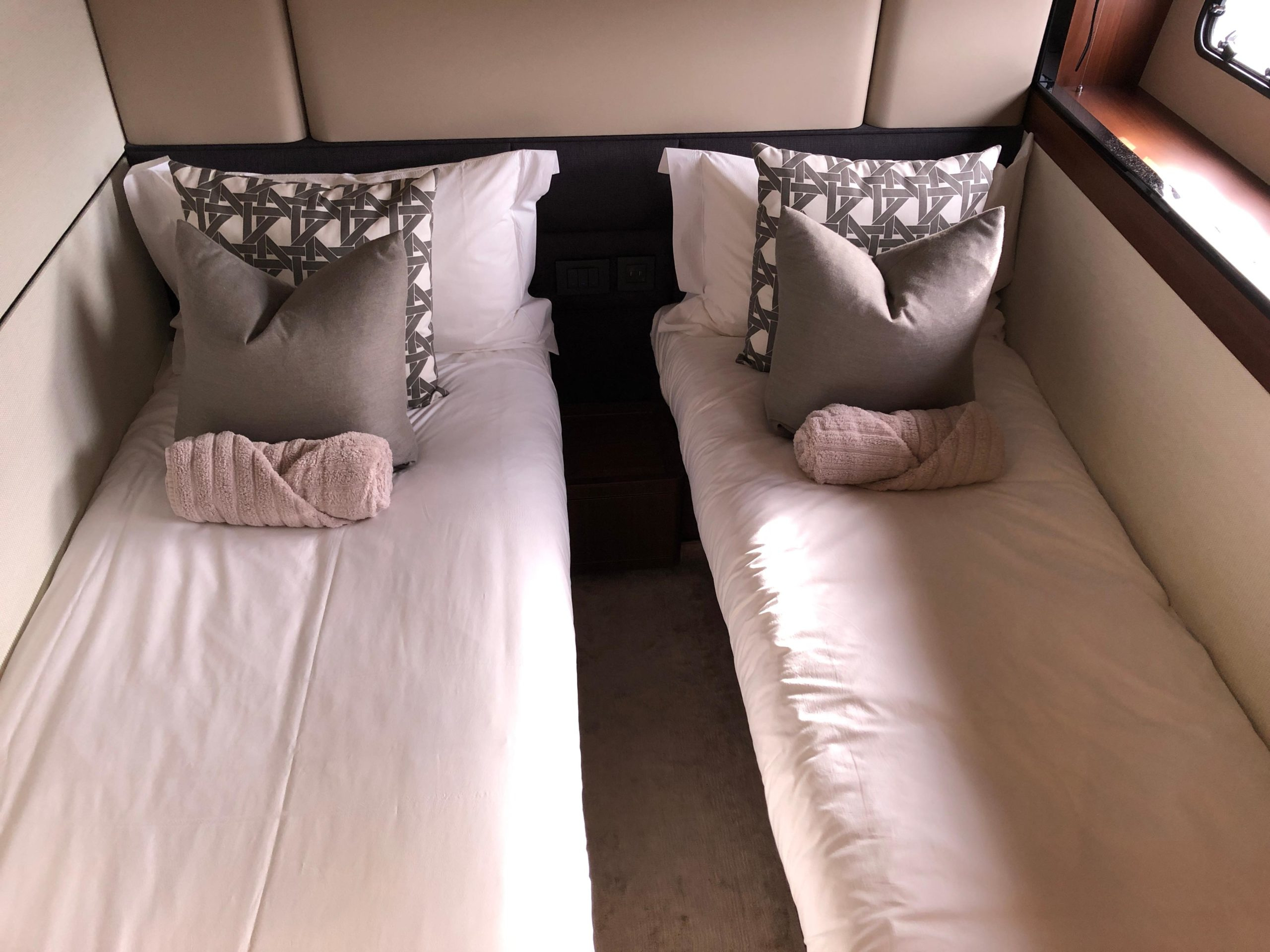 2017 Princess 75 for sale (photo 34)