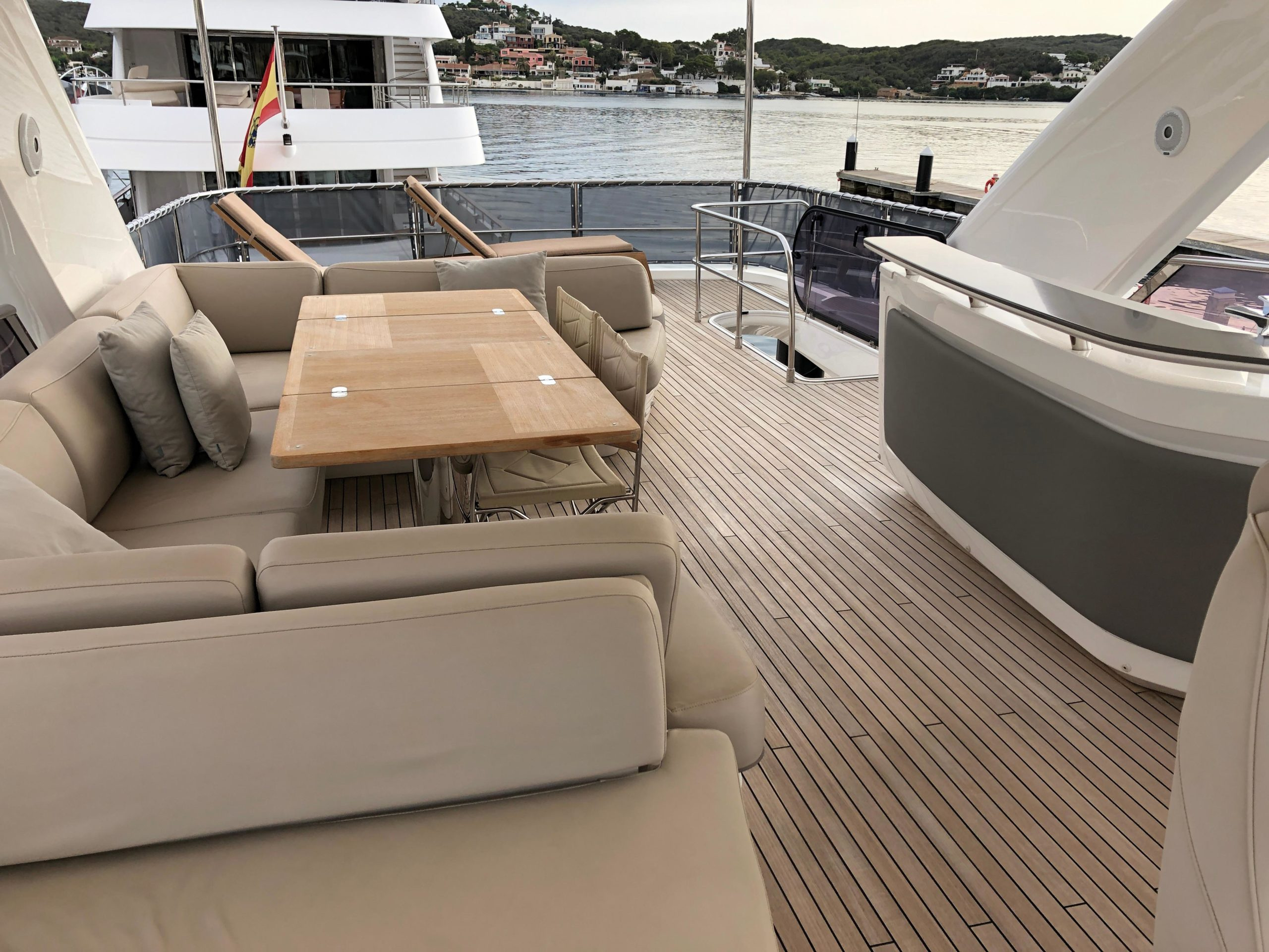 2017 Princess 75 for sale (photo 49)