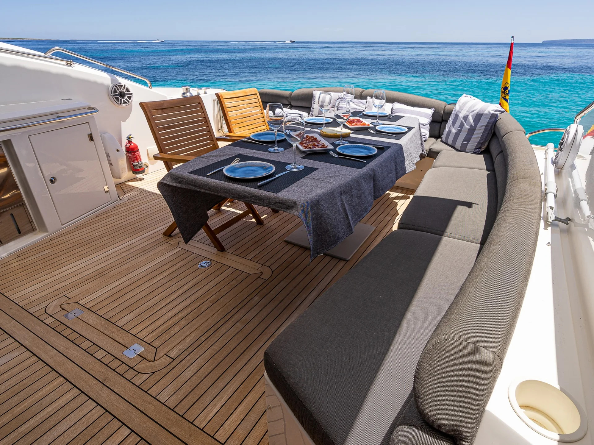 2008 Sunseeker Predator 72 zu chartern (photo 13)