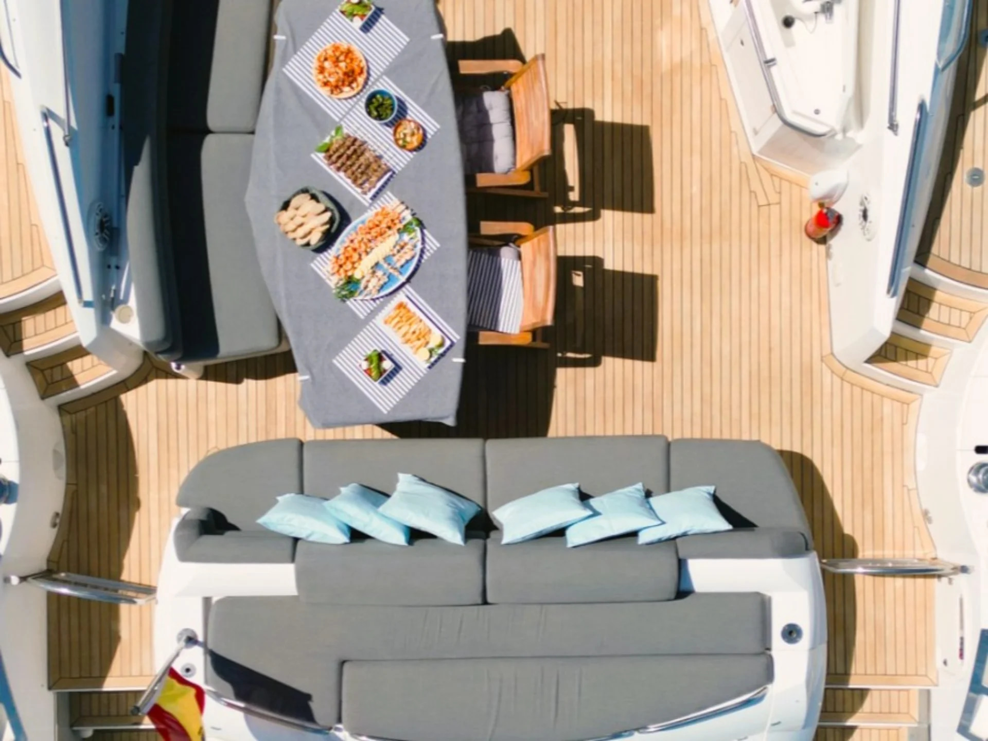 2008 Sunseeker Predator 72 zu chartern (photo 16)