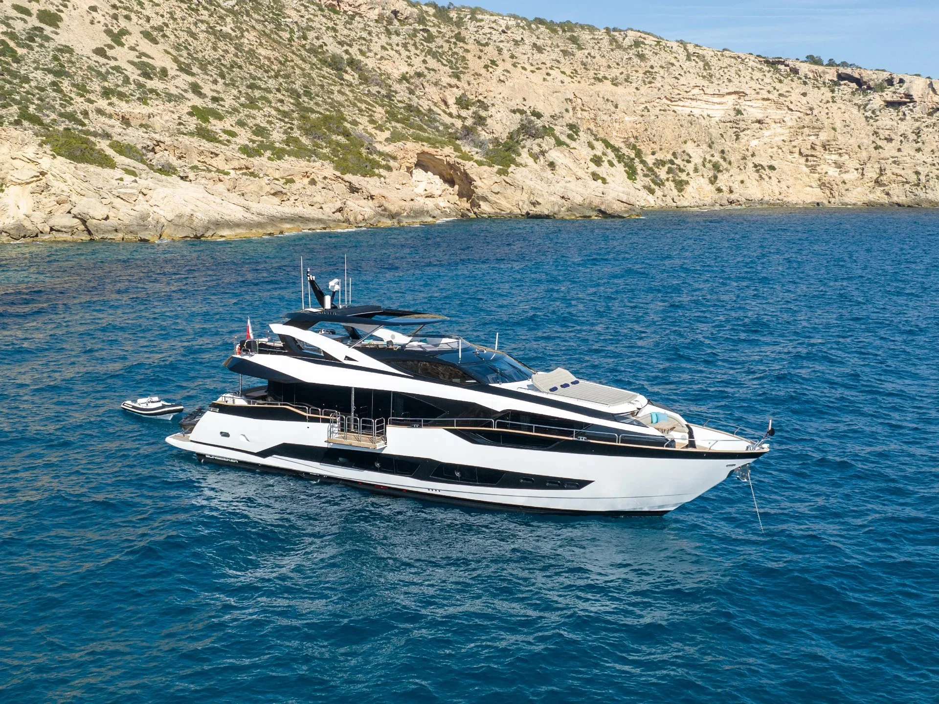 2022 Sunseeker Signature 95 zu chartern (photo 1)