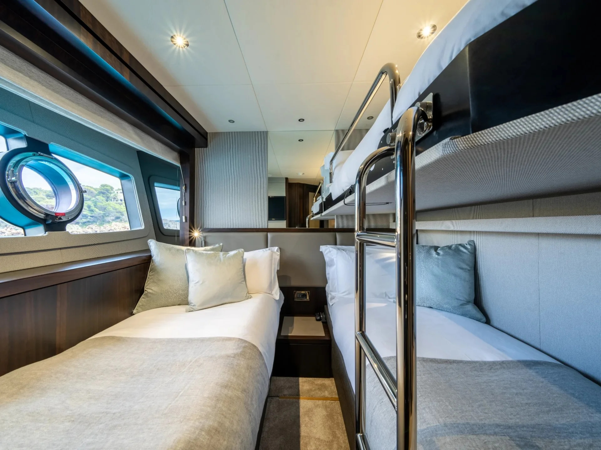 2022 Sunseeker Signature 95 zu chartern (photo 9)