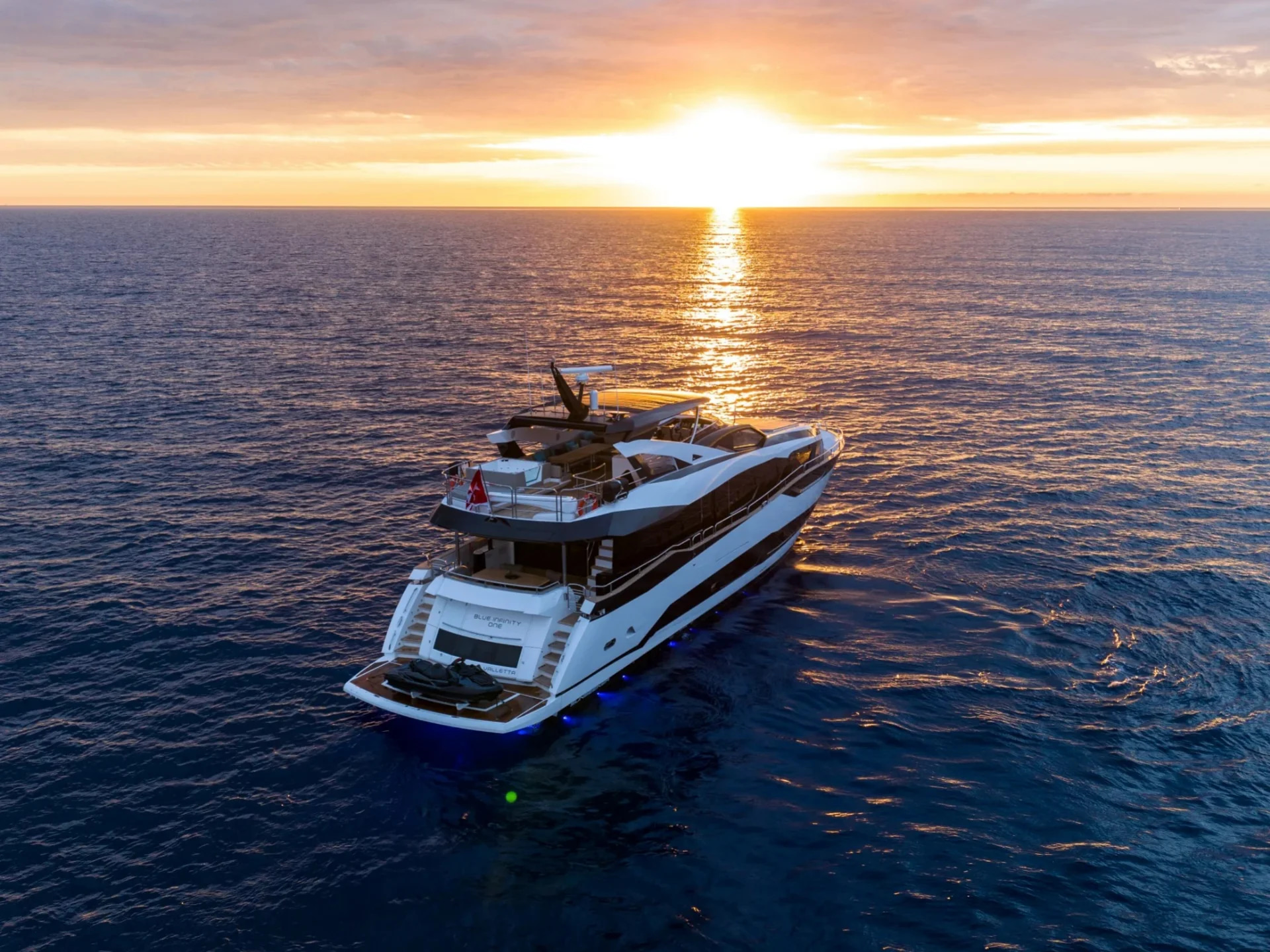 2022 Sunseeker Signature 95 zu chartern (photo 11)
