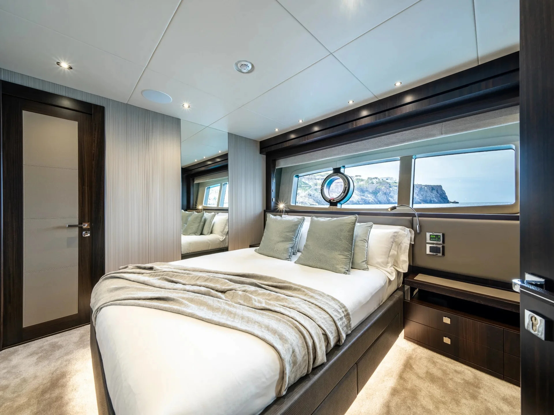 2022 Sunseeker Signature 95 zu chartern (photo 37)