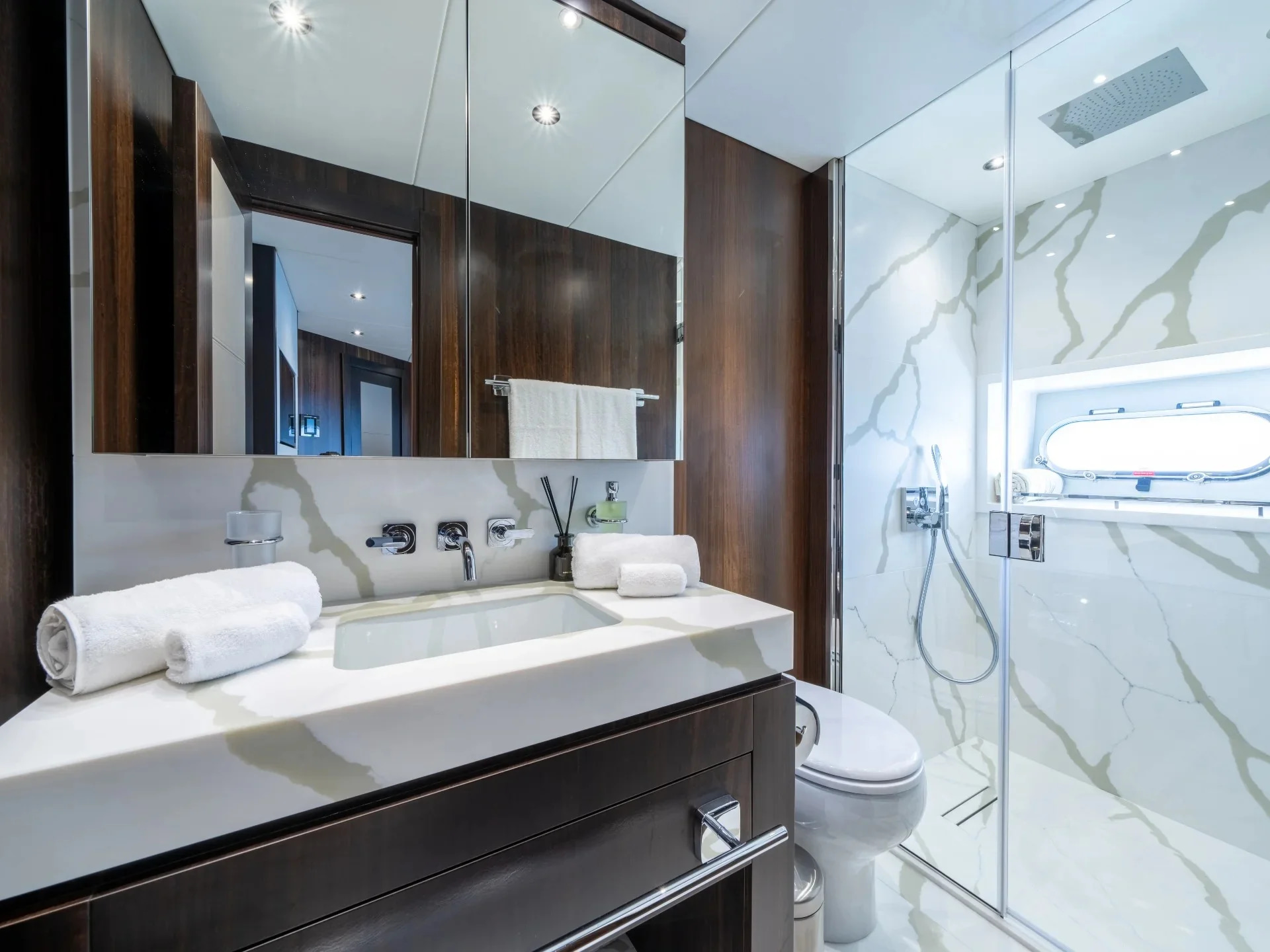 2022 Sunseeker Signature 95 zu chartern (photo 62)