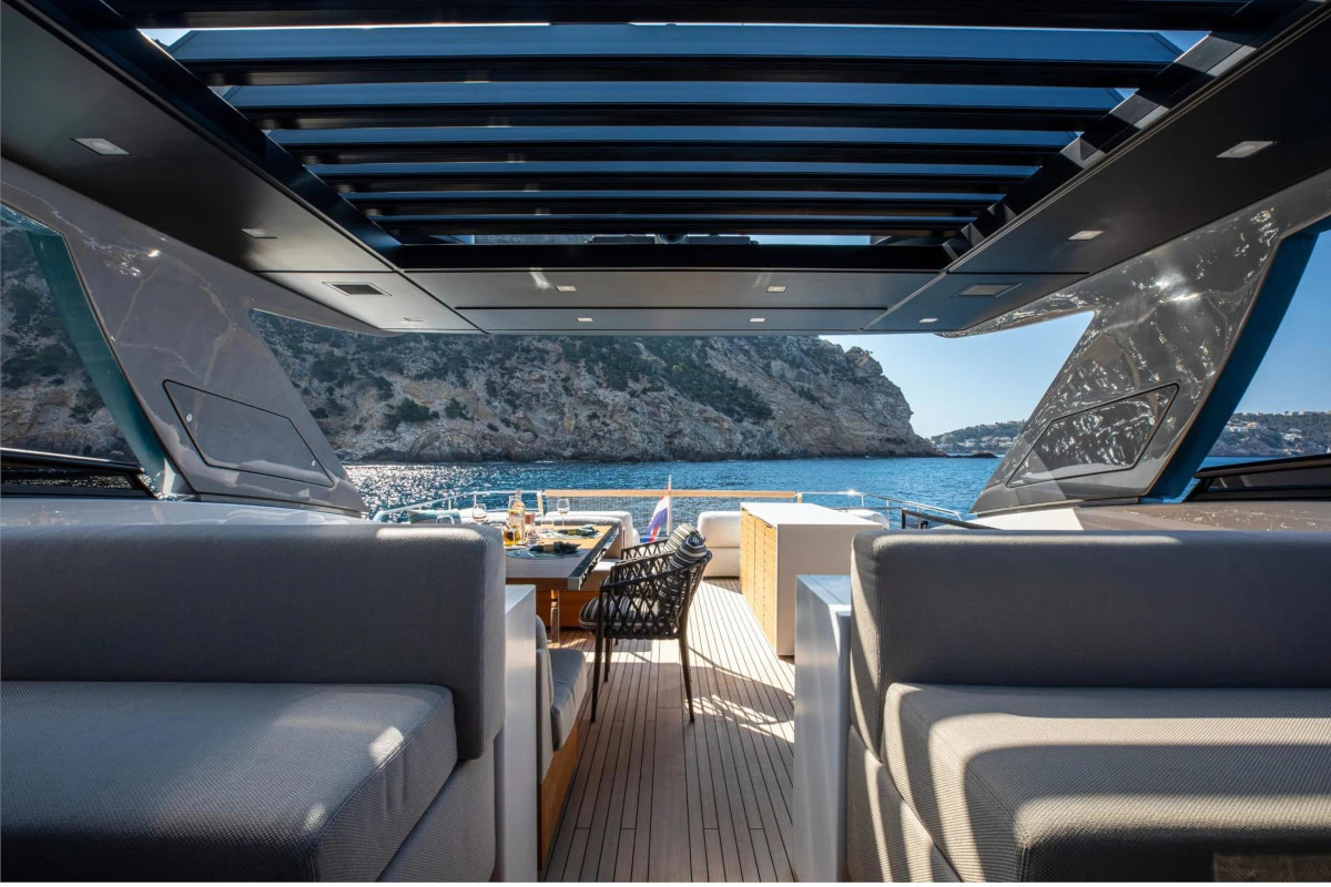 2022 Sanlorenzo SL 90 Asymmetric te huur (photo 18)