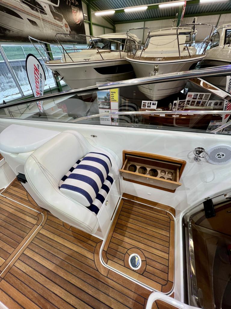 2011 Windy 35 Khamsin for sale (photo 19)