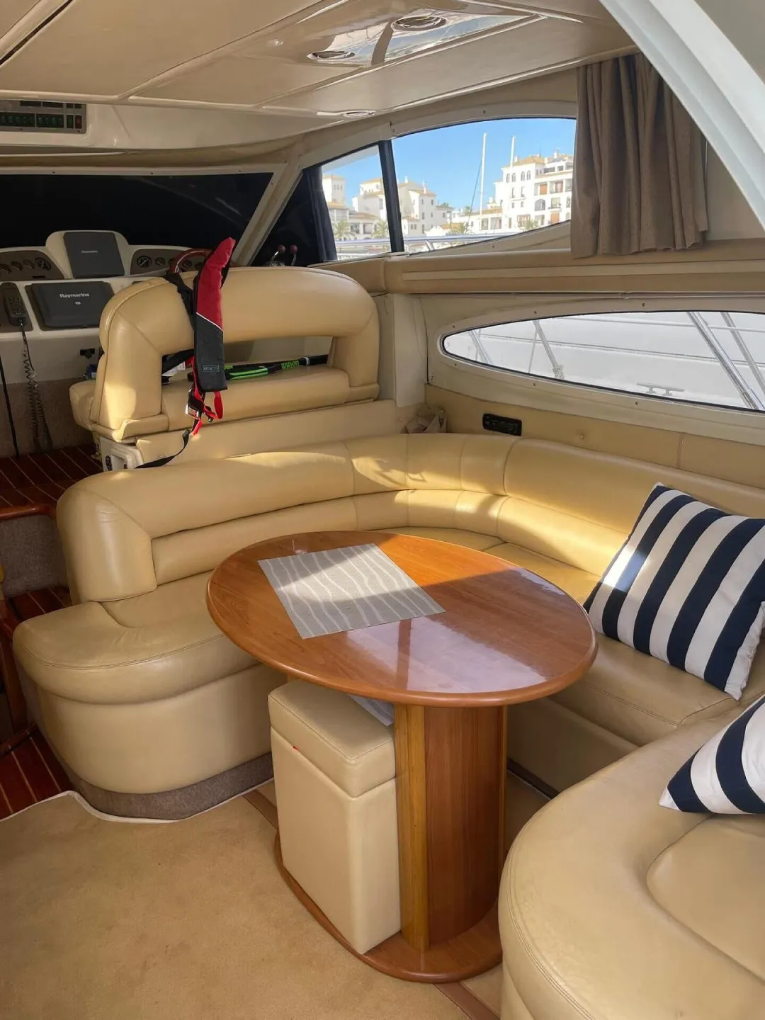 2004 Sealine F37 à vendre (photo 3)