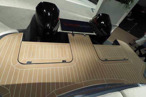 2026 SOLARIS POWER 40 F OPEN OUTBOARD en venta (photo 8)