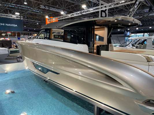 2026 SOLARIS POWER 52 COUPÉ à venda (photo 26)