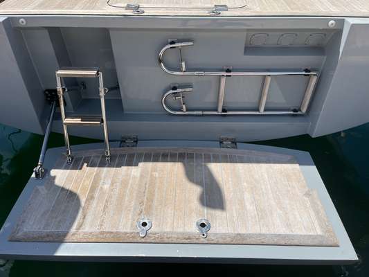 2013 Solaris 42 à vendre (photo 4)